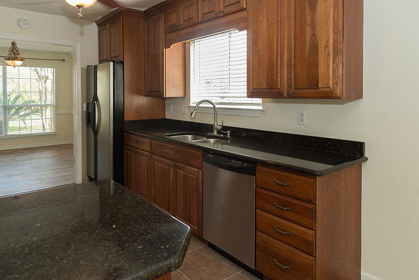 PARISH PINES - Residential Lease