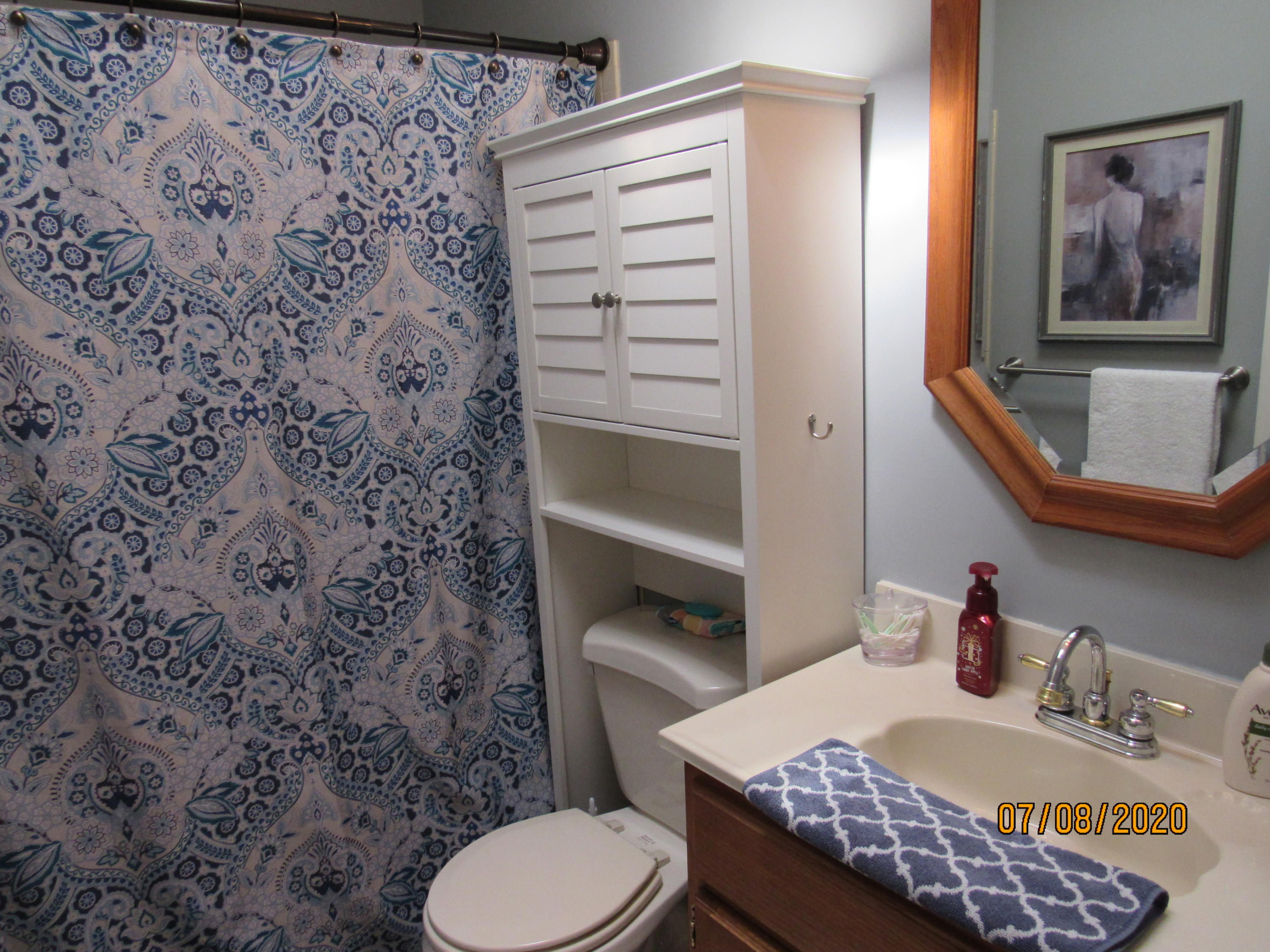 VALPARAISO PINECREST 6 - Residential Lease