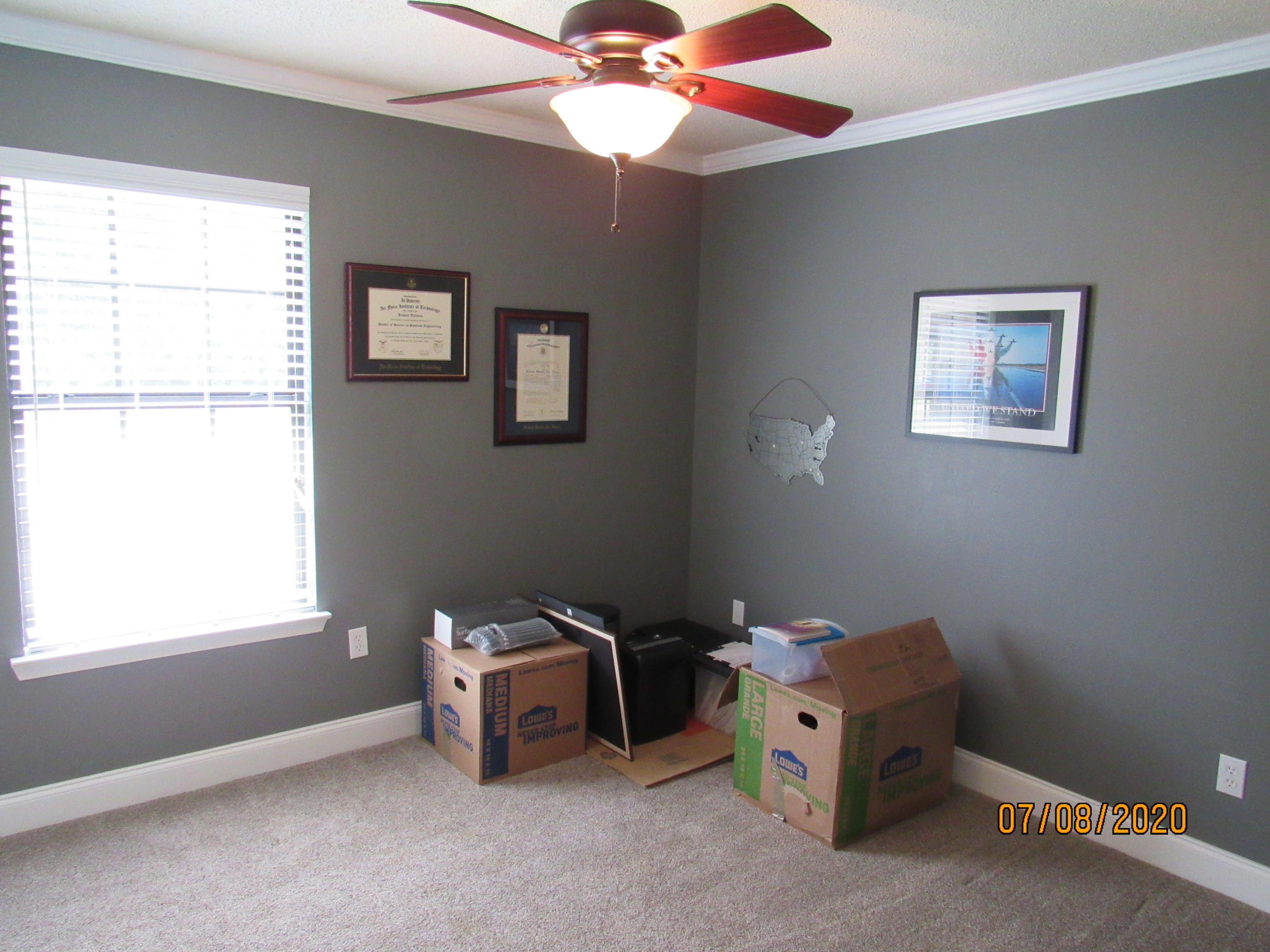 VALPARAISO PINECREST 6 - Residential Lease