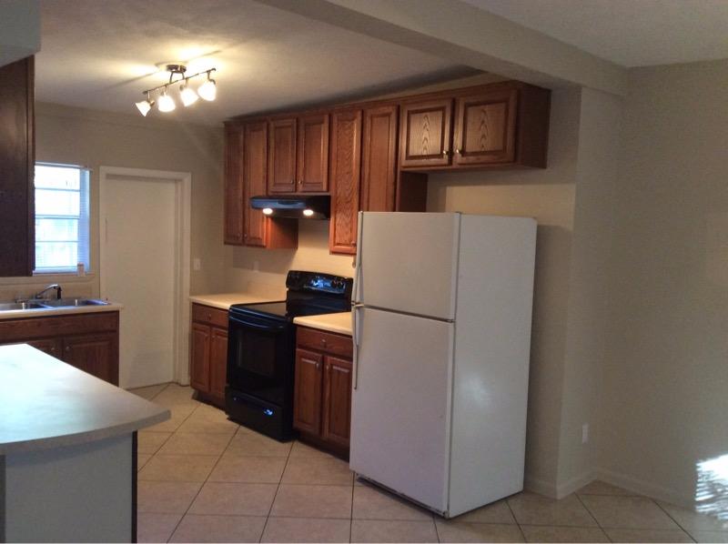 RACETRACK ROAD RESUB - Residential Lease