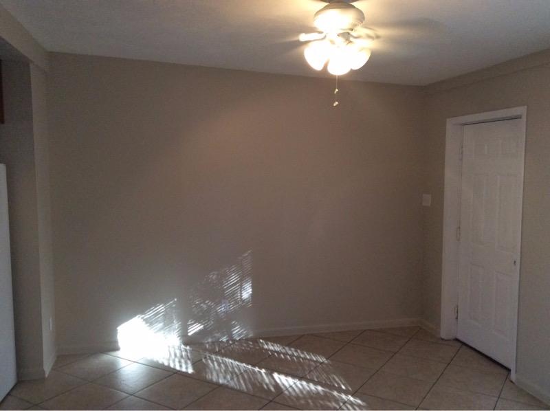 RACETRACK ROAD RESUB - Residential Lease