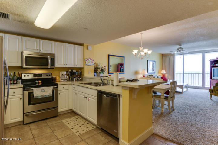 MAJESTIC BEACH TOWERS I - Residential