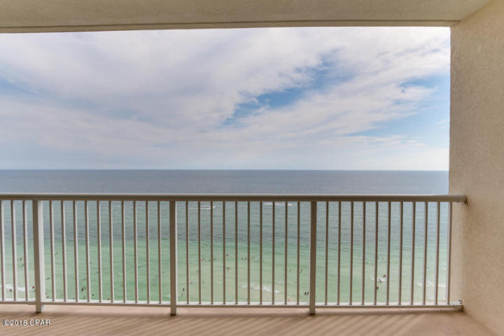 MAJESTIC BEACH TOWERS I - Residential