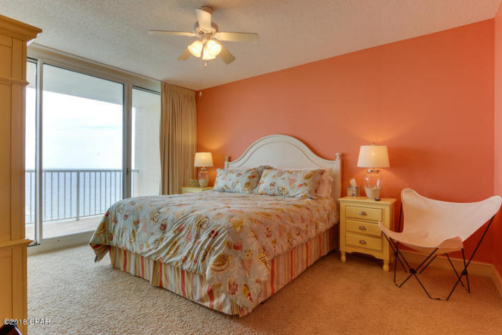 MAJESTIC BEACH TOWERS I - Residential