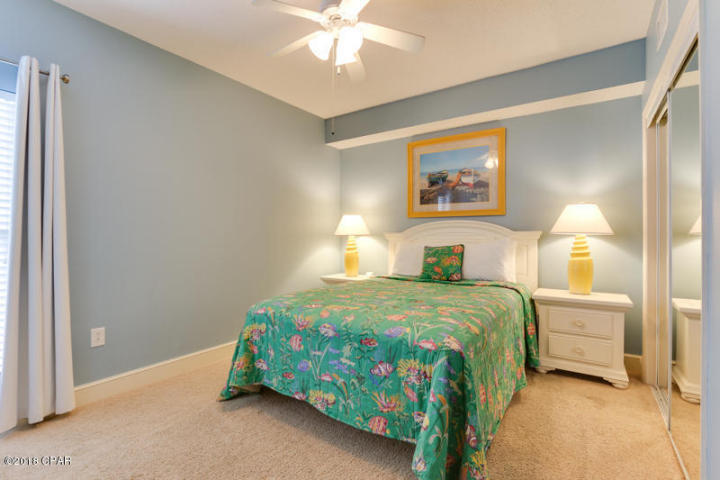 MAJESTIC BEACH TOWERS I - Residential