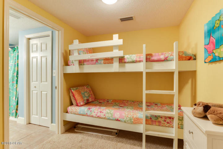 MAJESTIC BEACH TOWERS I - Residential