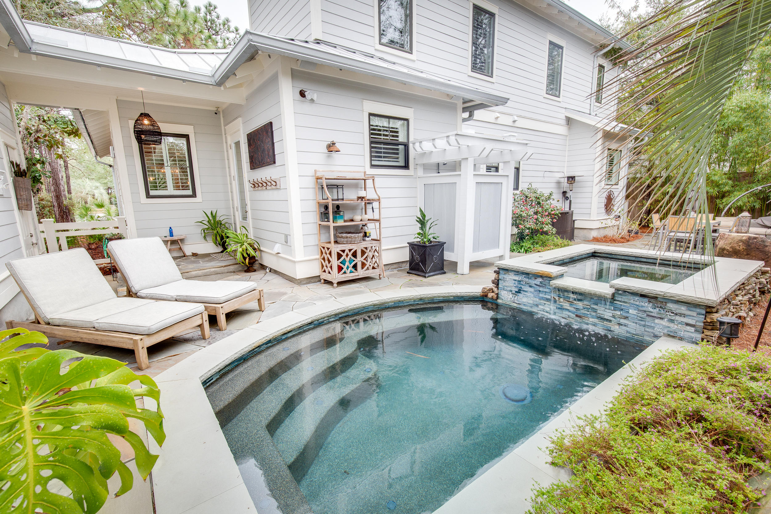 SUGARWOOD - Residential