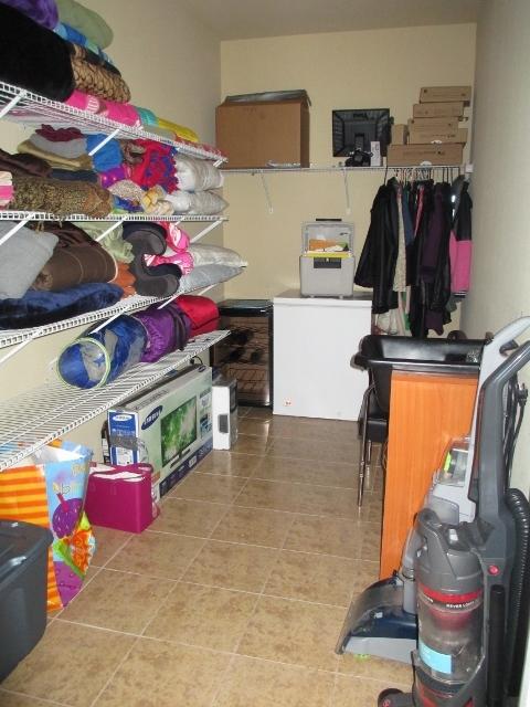 FOX VALLEY - Residential Lease
