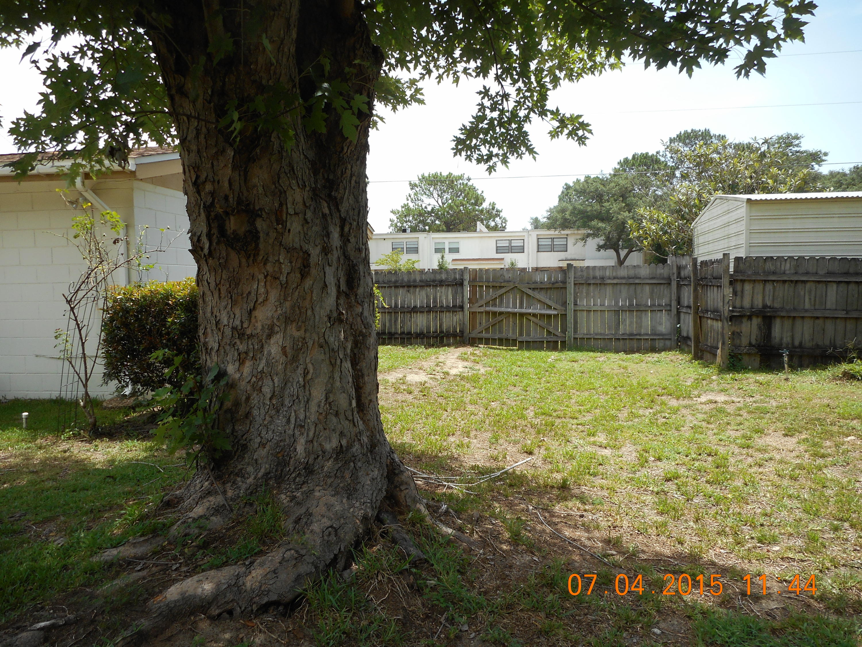 PORT DIXIE - Residential Lease