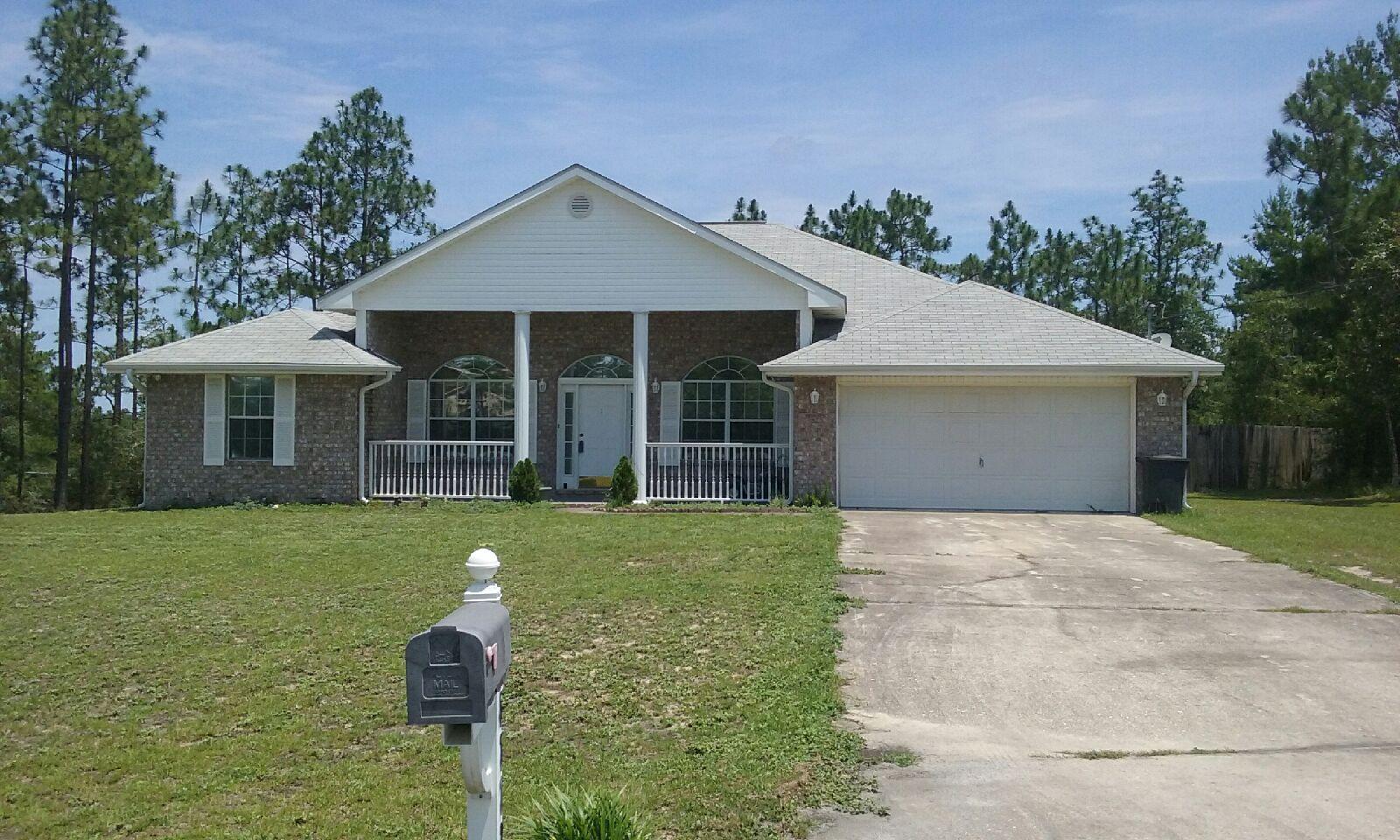 AMAZING short Sale opportunity. This is the only home with this floor plan and design in the community with the wood front porch. 4 Bed 2 Bath single story brick home on over 1 acre! fenced in back yardcustom shades on all windows. AC is only 2 year old and under warranty. newer dishwasher, upgraded lighting through out the house. special electrical exterior outlets installed at roof lever for Christmas lighting! wired for surround sound.