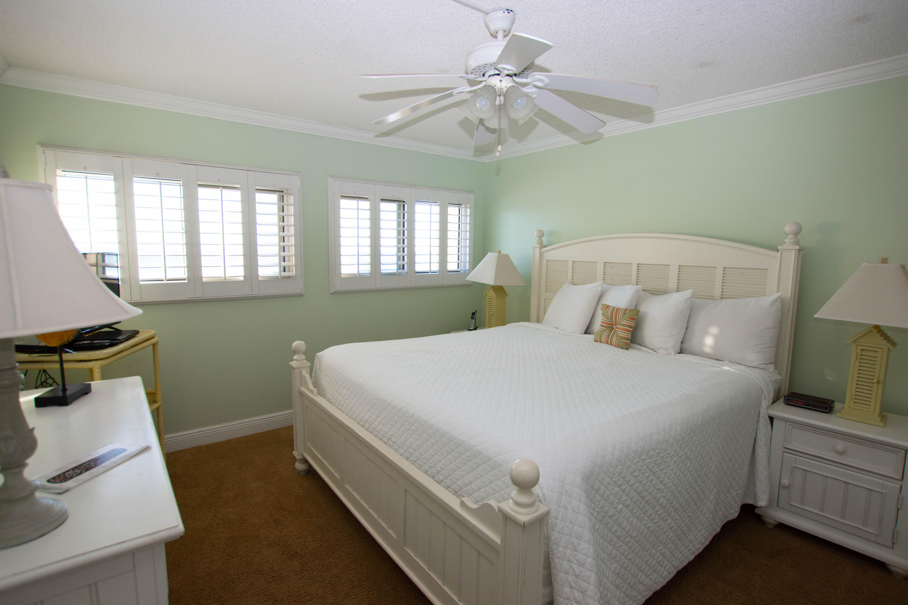 BEACH HOUSE CONDO PH 2 - Residential