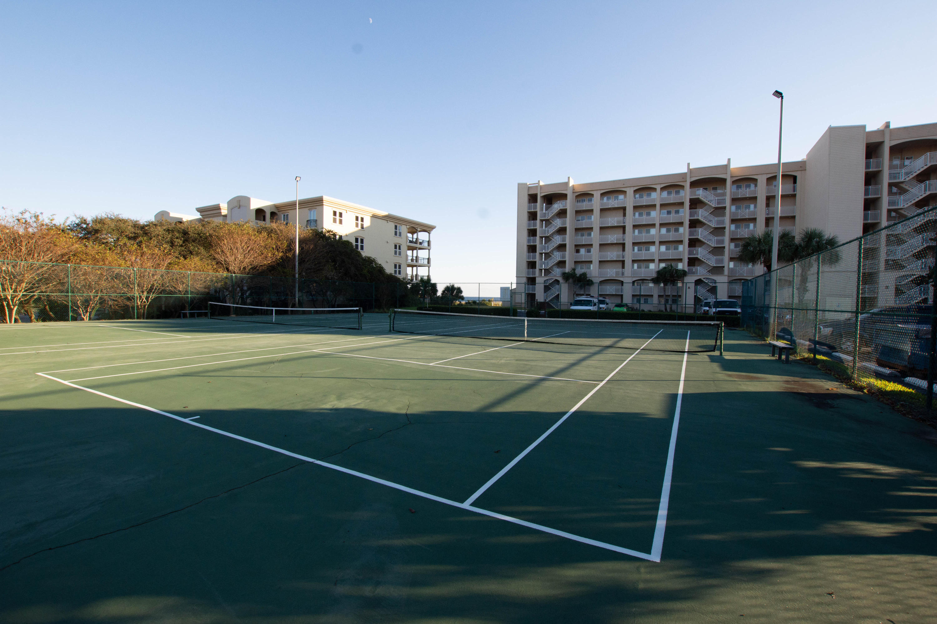 BEACH HOUSE CONDO PH 2 - Residential