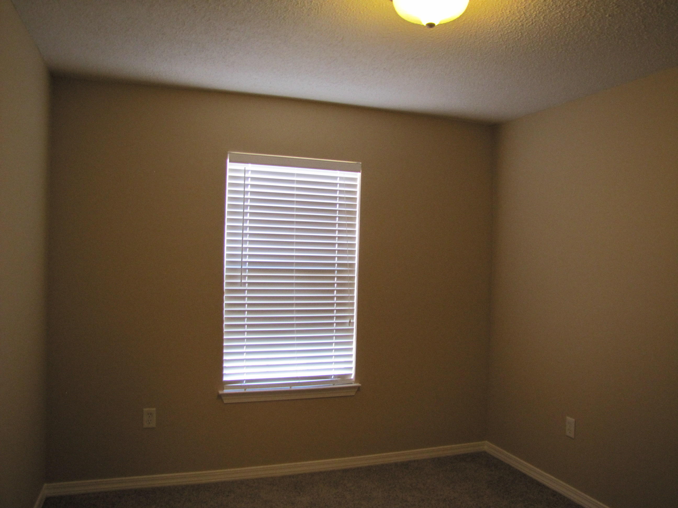 PARADISE RETREAT - Residential Lease
