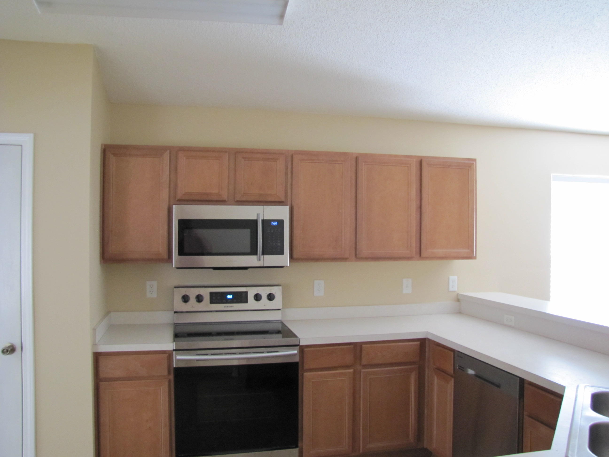 PARADISE RETREAT - Residential Lease