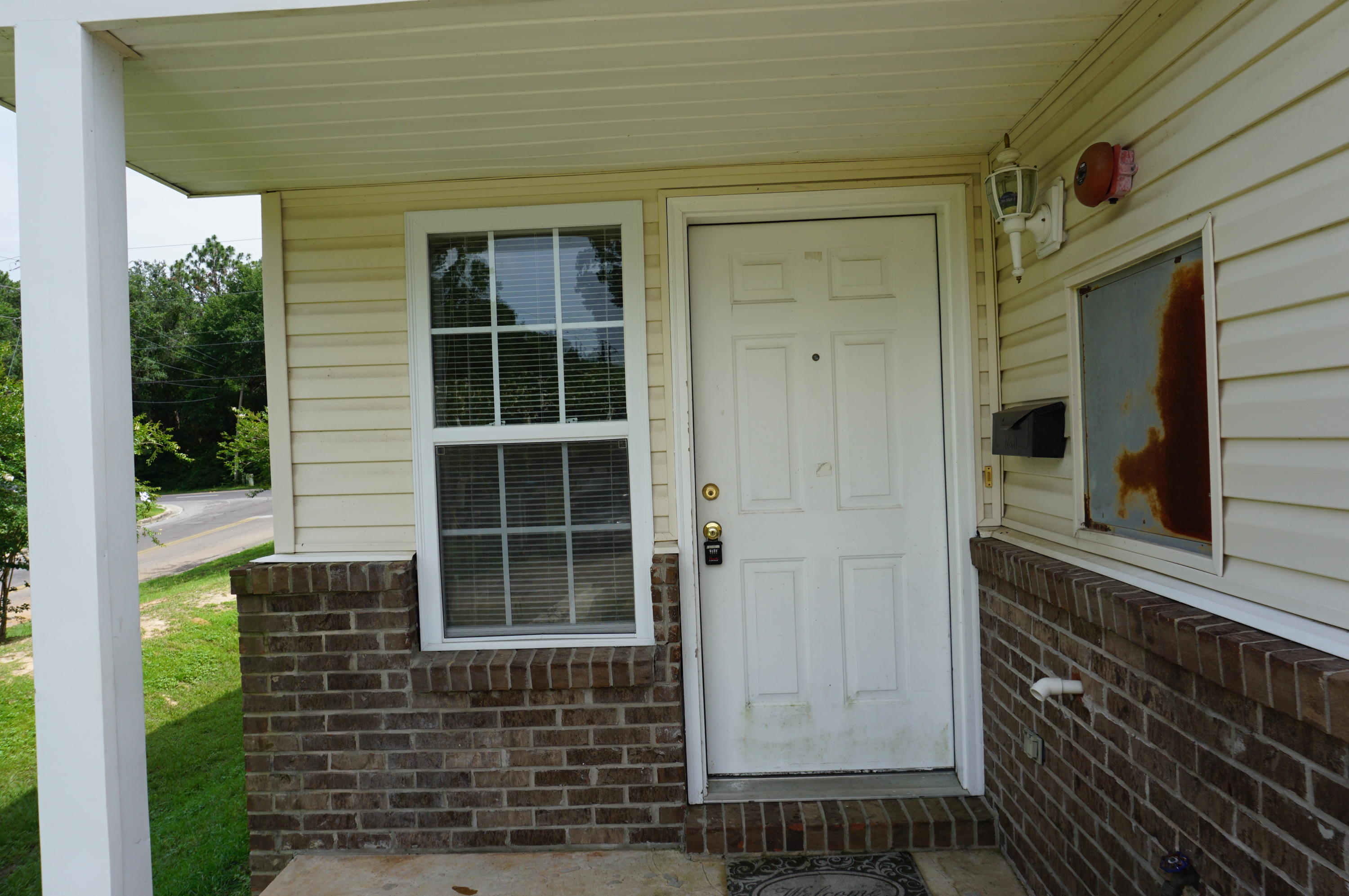 BRACKIN PLACE - Residential Lease