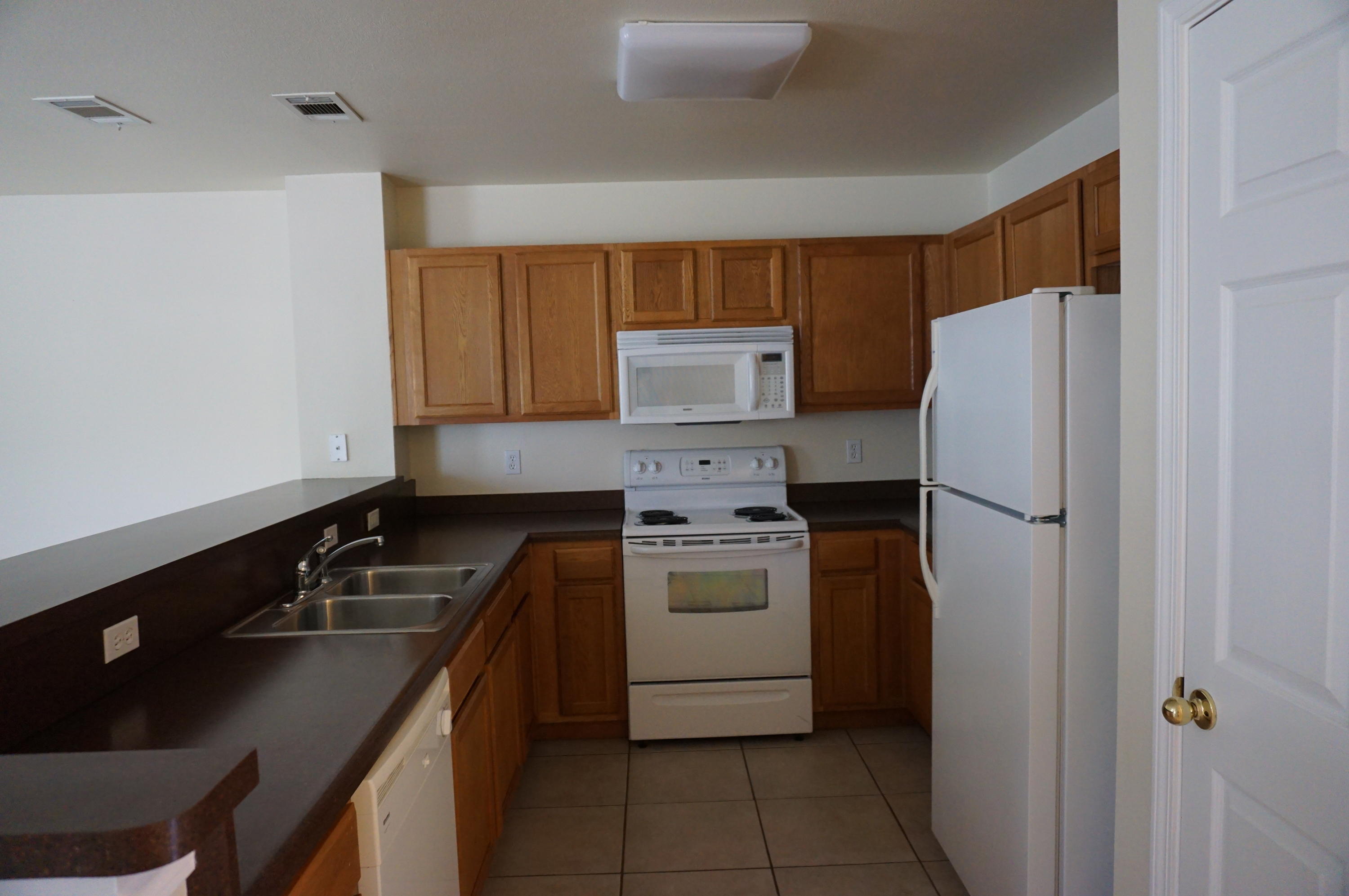 BRACKIN PLACE - Residential Lease
