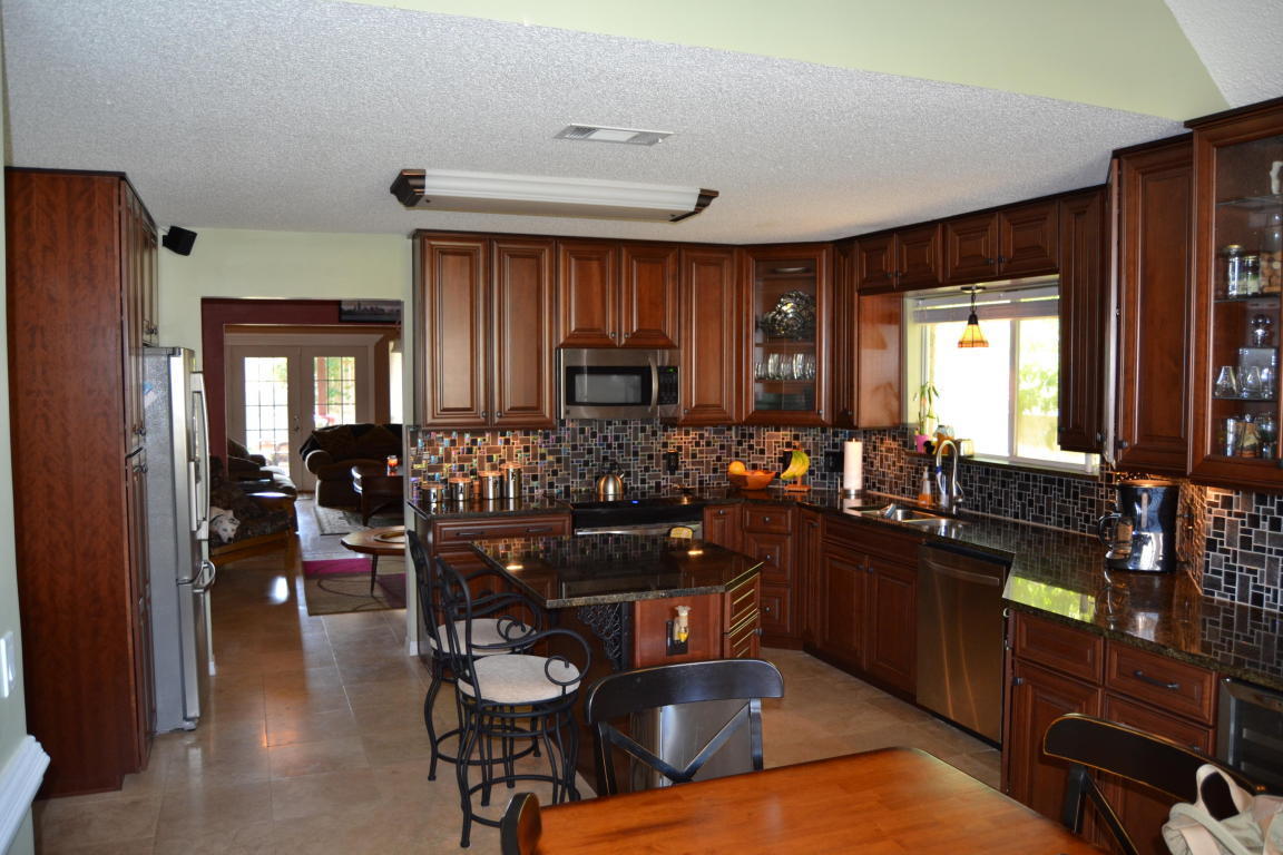 HARBOR BREEZE - Residential Lease