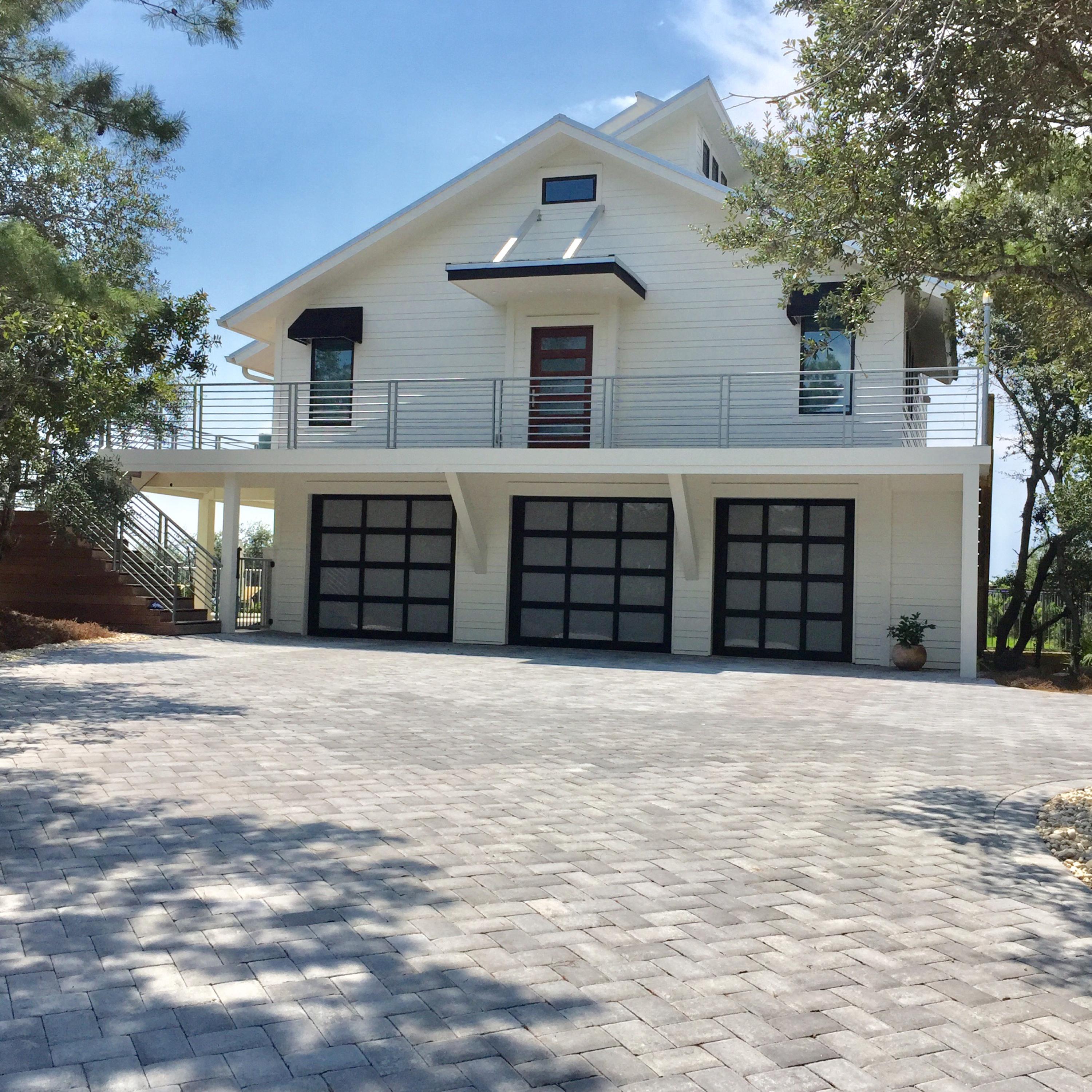 BEACH HIGHLAND - Residential