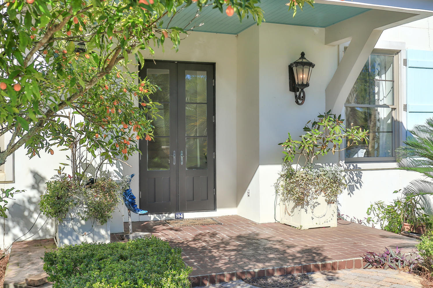 VILLAGE OF WHITE CLIFFS THE - Residential