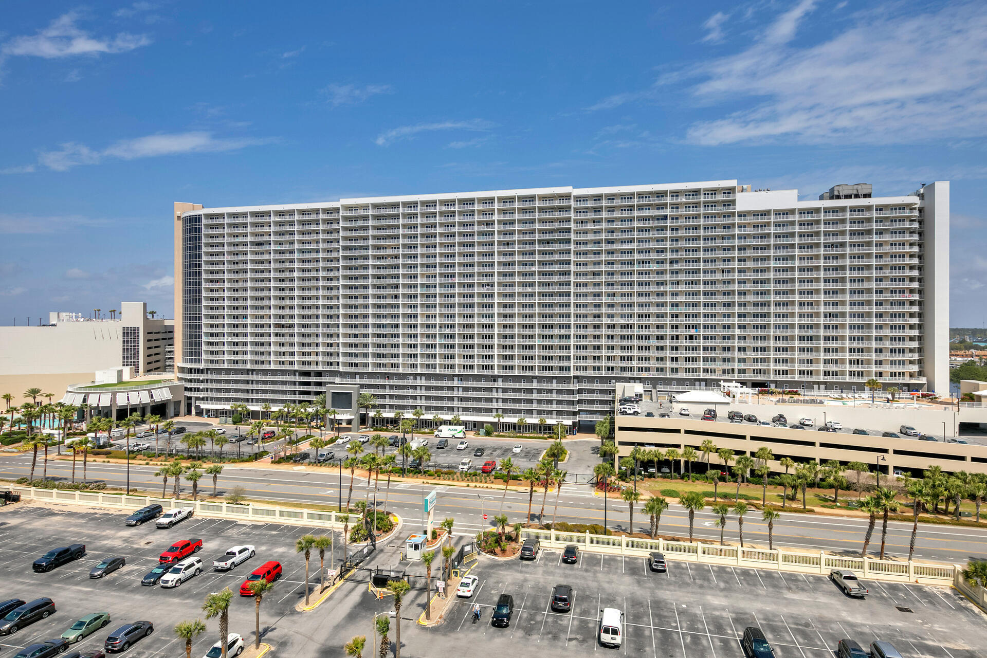 Laketown Wharf - Residential