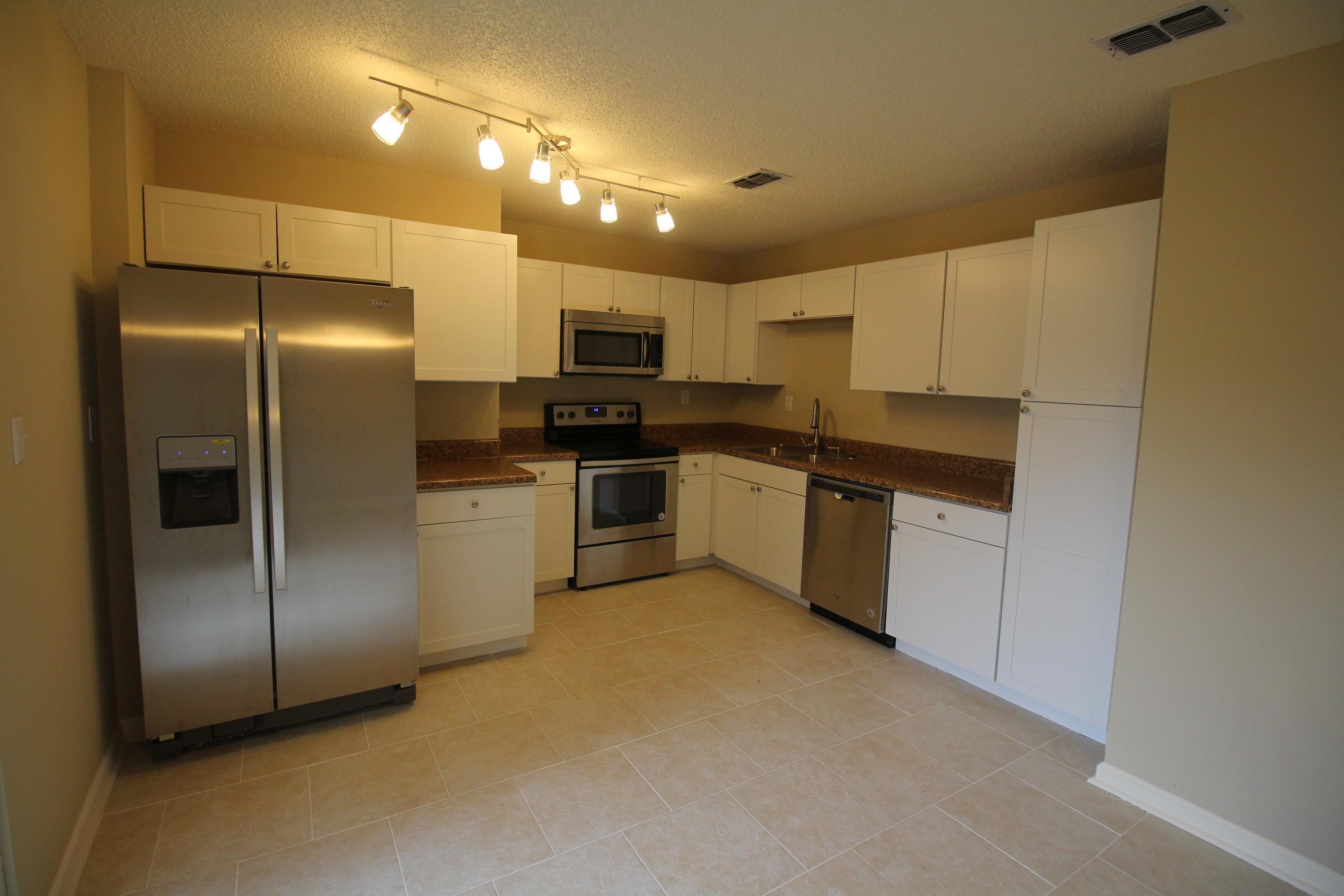 PINE MEADOWS - Residential