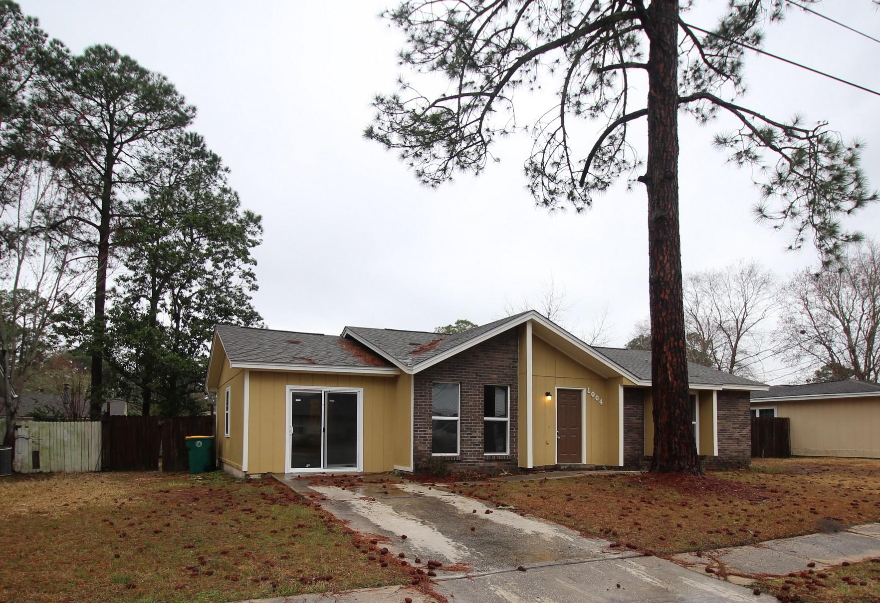PINE MEADOWS - Residential
