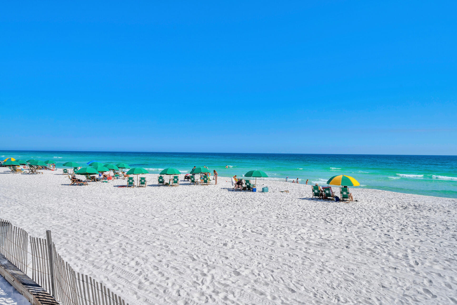 ISLANDER CONDO PH 2 - Residential
