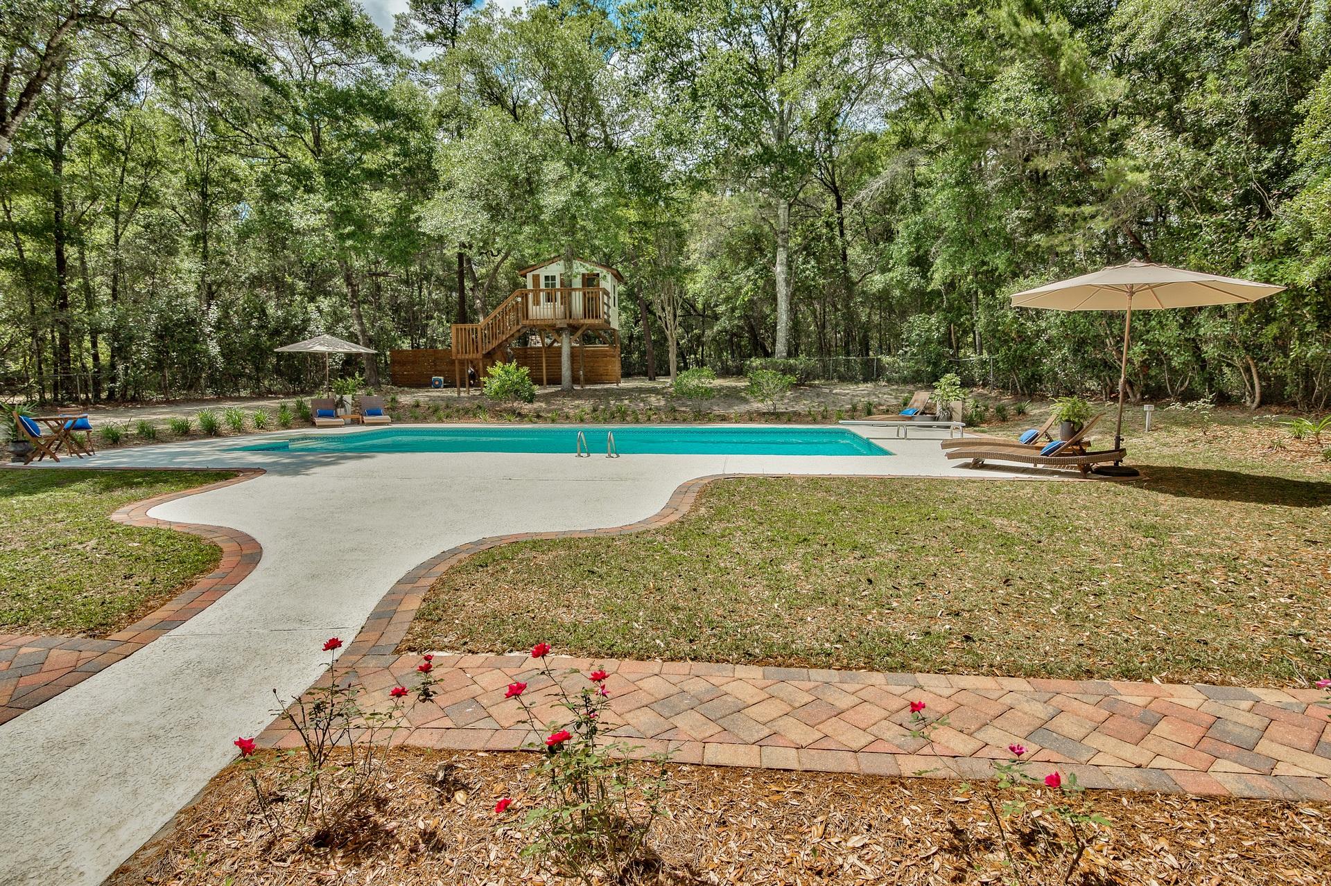 ROCKY BAYOU ESTATES 02 - Residential