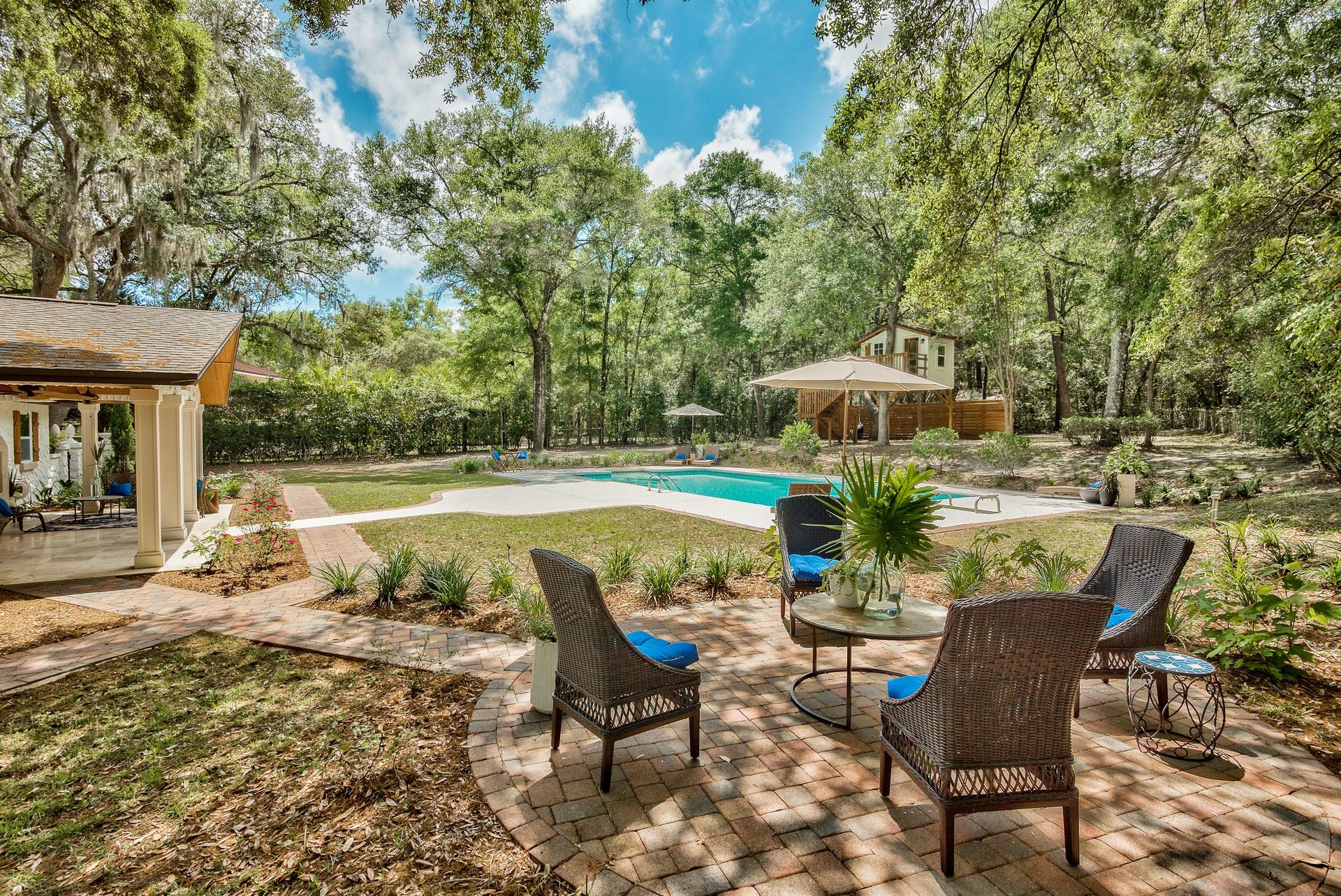 ROCKY BAYOU ESTATES 02 - Residential