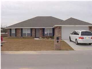Very nice 4 bedroom, 2 bathroom brick home with 2557 square feet of living area located in Lee Farm Subdivision off of west Hwy 90. Split bedroom design, formal dining room, formal living room, great room, and breakfast nook. Large kitchen with breakfast bar, natural maple cabinets, dishwasher, electric stove/oven, range hood. Automatic garage opener and vertical 2'' blinds throughout. Huge master bathroom with 2 walk-in closets (one has a window!), double vanity, and linen closet. No smoking allowed in home. Pets only with approval of owner and non-refundable pet deposit.