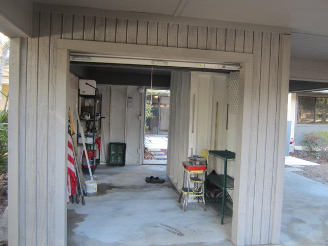 ROYAL OAKS S/D - Residential Lease