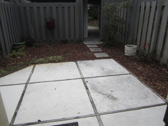 ROYAL OAKS S/D - Residential Lease