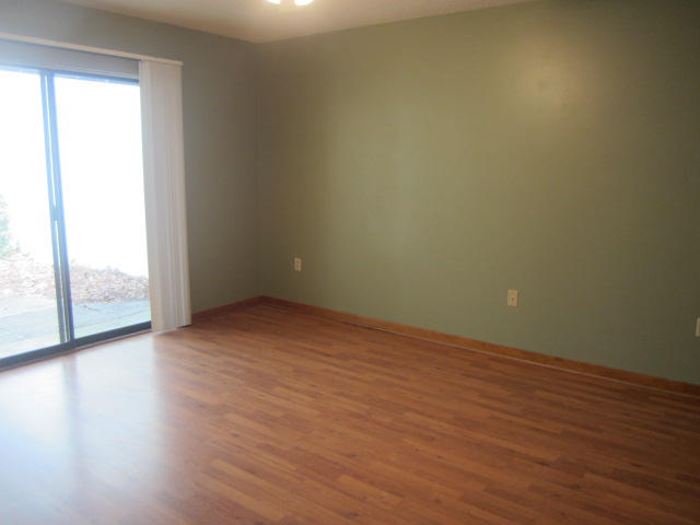 ROYAL OAKS S/D - Residential Lease