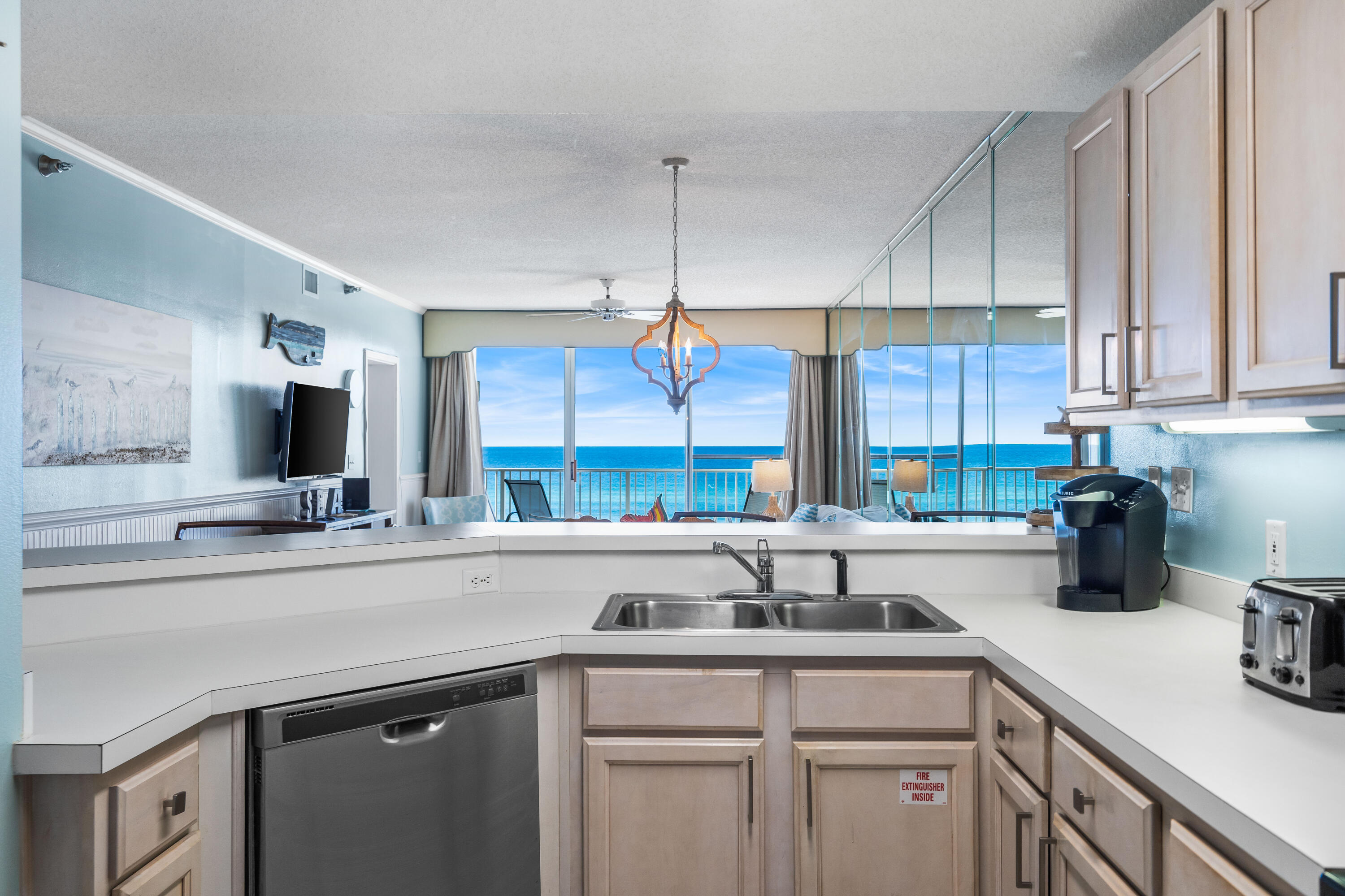 TRANQUILLITY ON THE BEACH - Residential