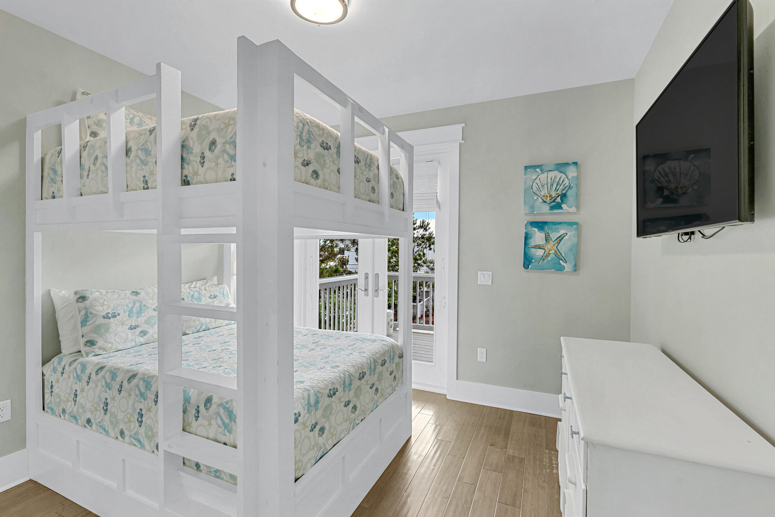 NATUREWALK AT SEAGROVE - Residential
