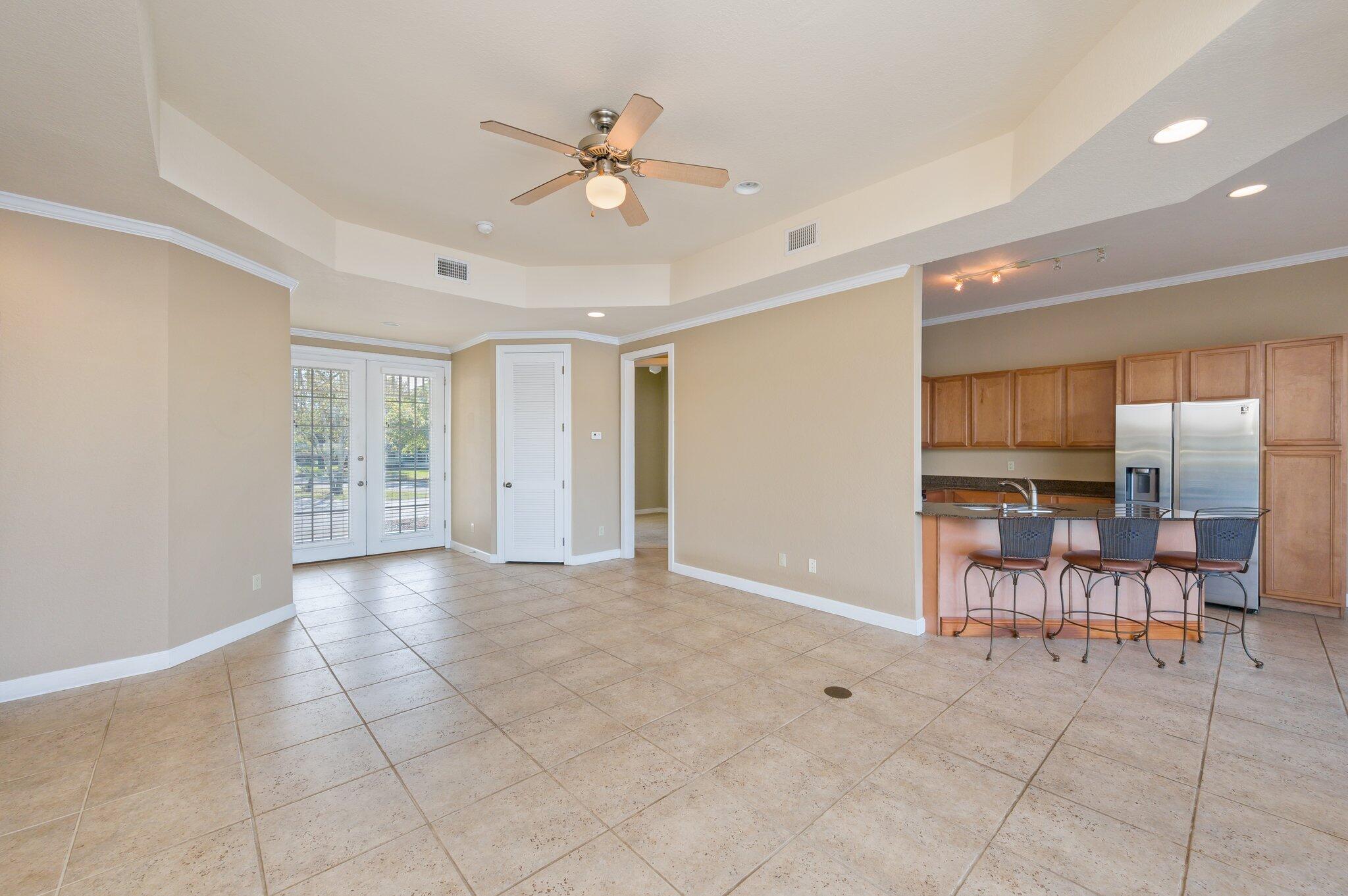 CRYSTAL COVE - Residential