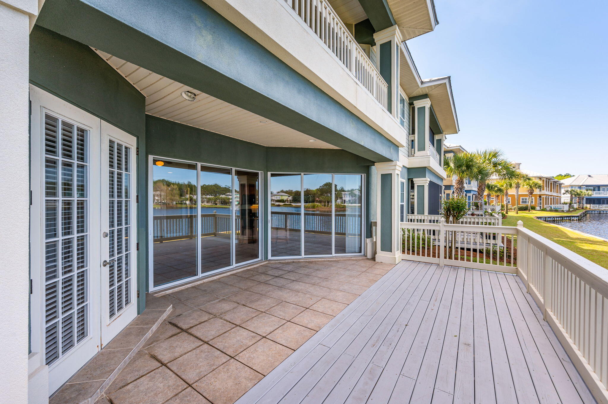 CRYSTAL COVE - Residential