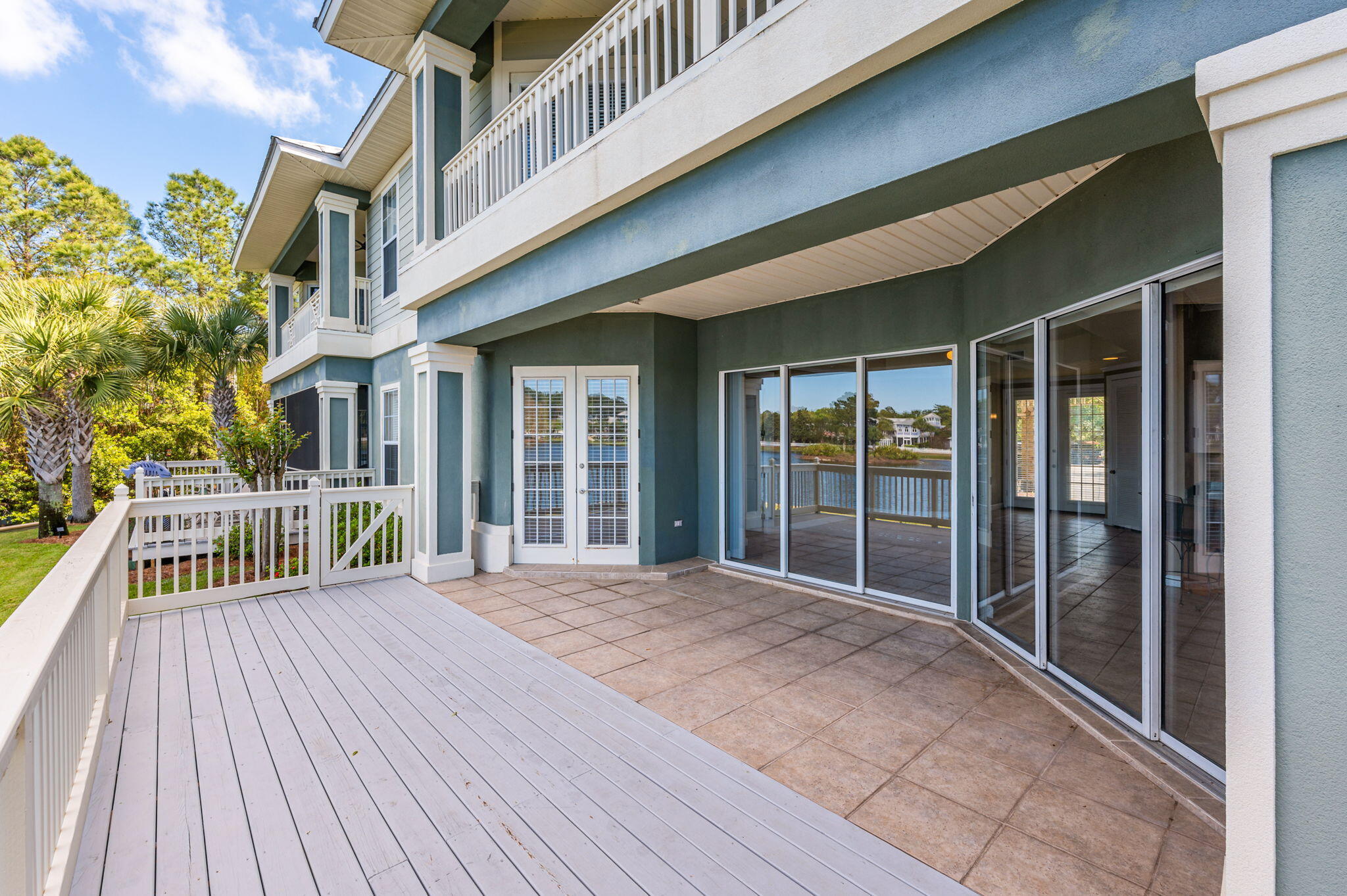 CRYSTAL COVE - Residential