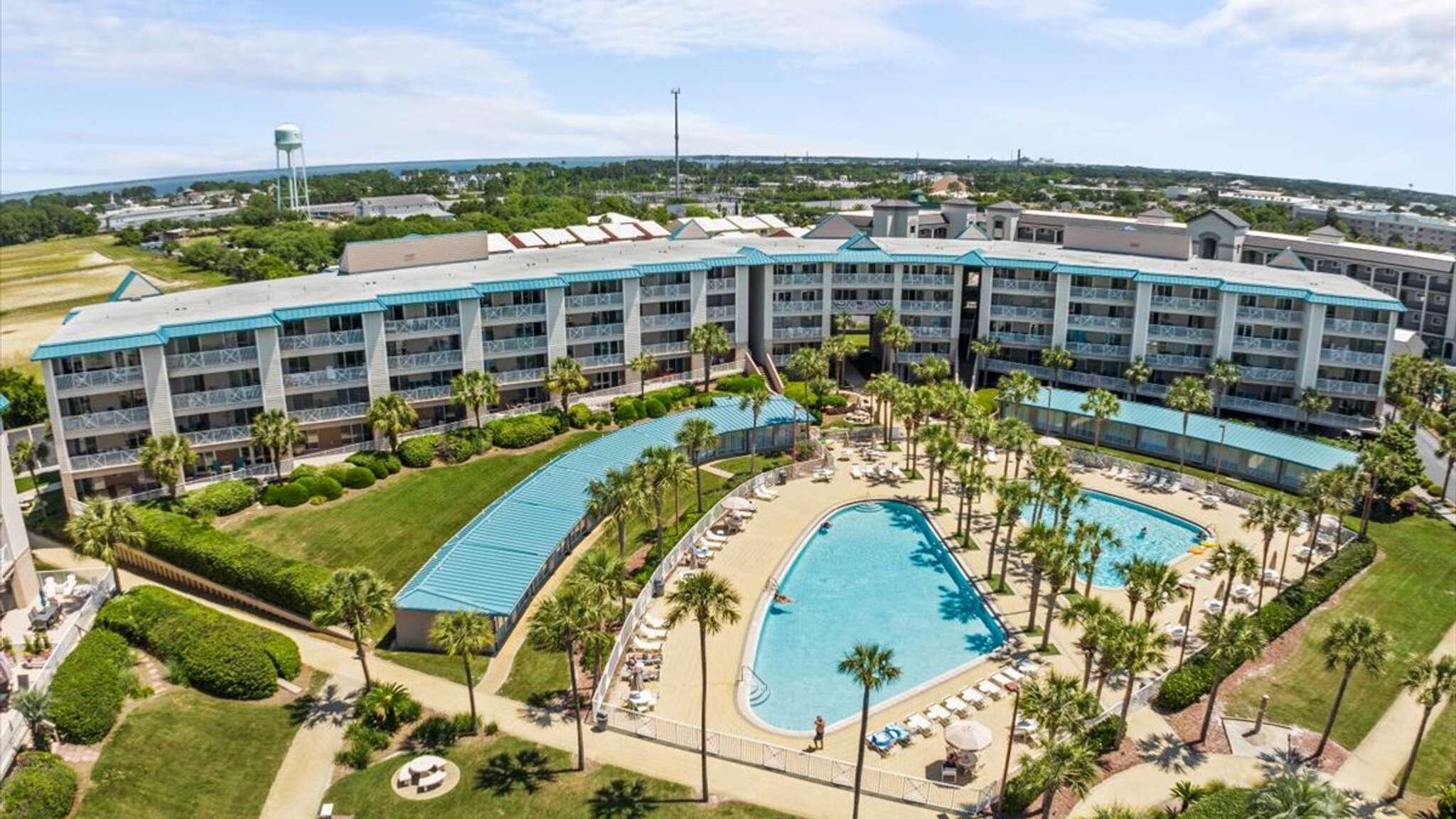 AMALFI COAST RESORT - Residential Lease