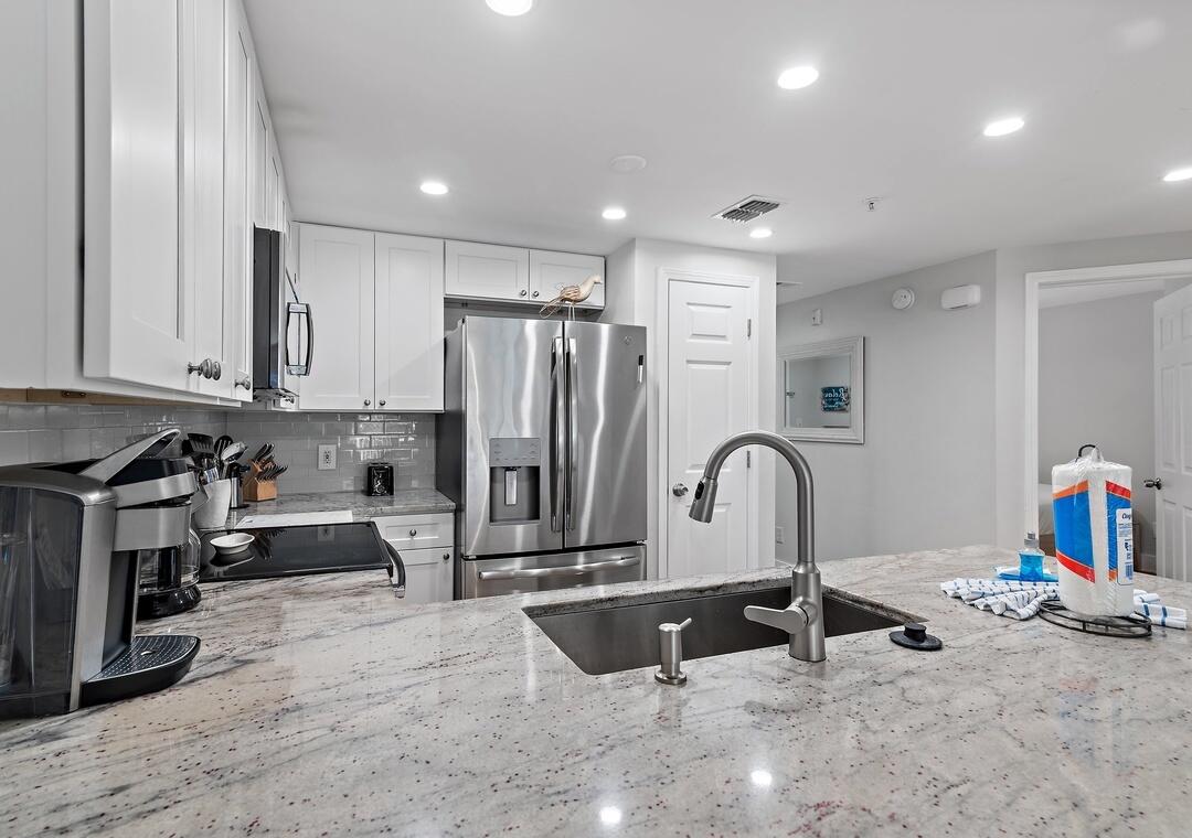 CIBONEY CONDO - Residential