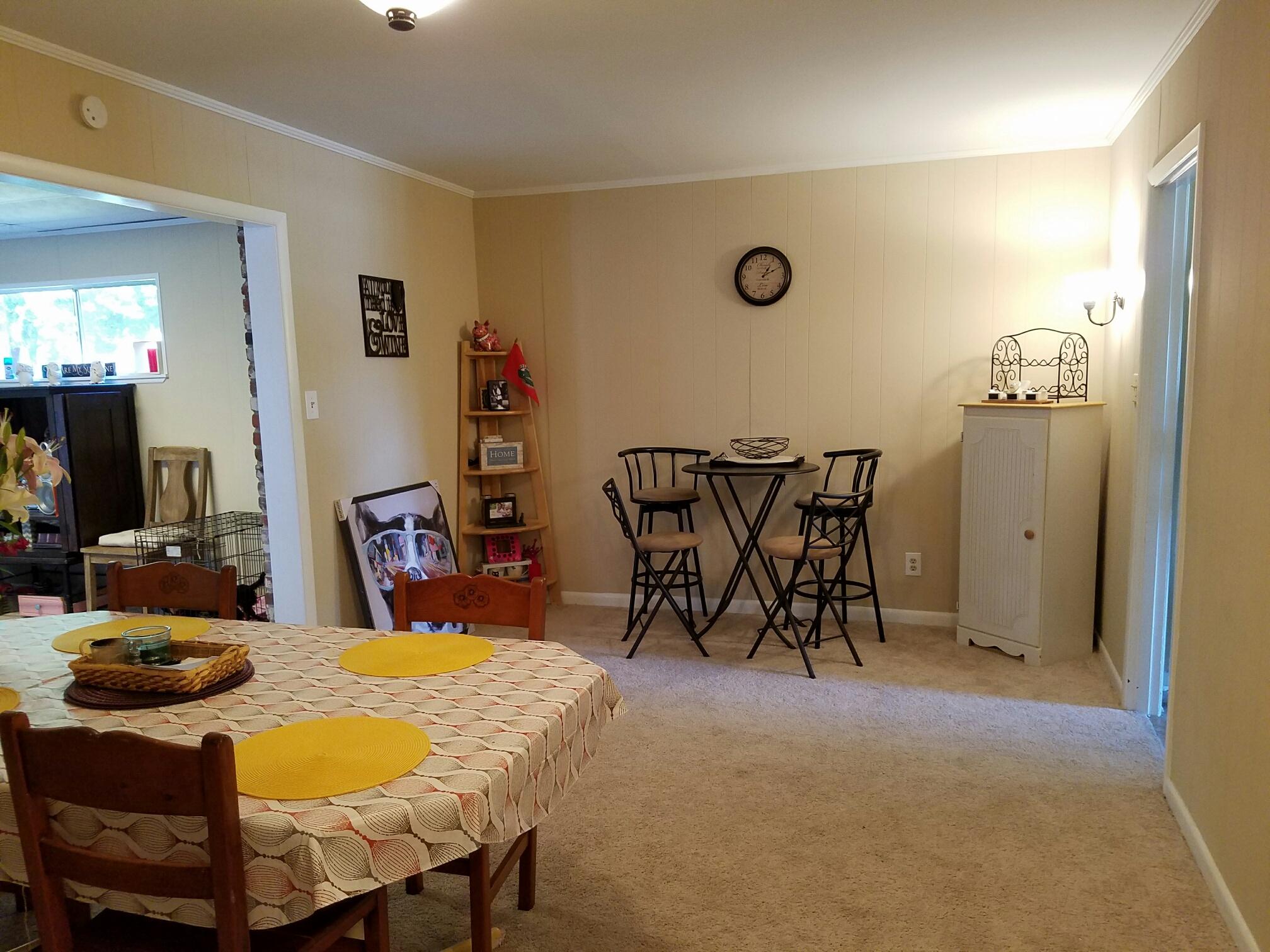 COLONY ESTATES 3RD ADDN - Residential Lease