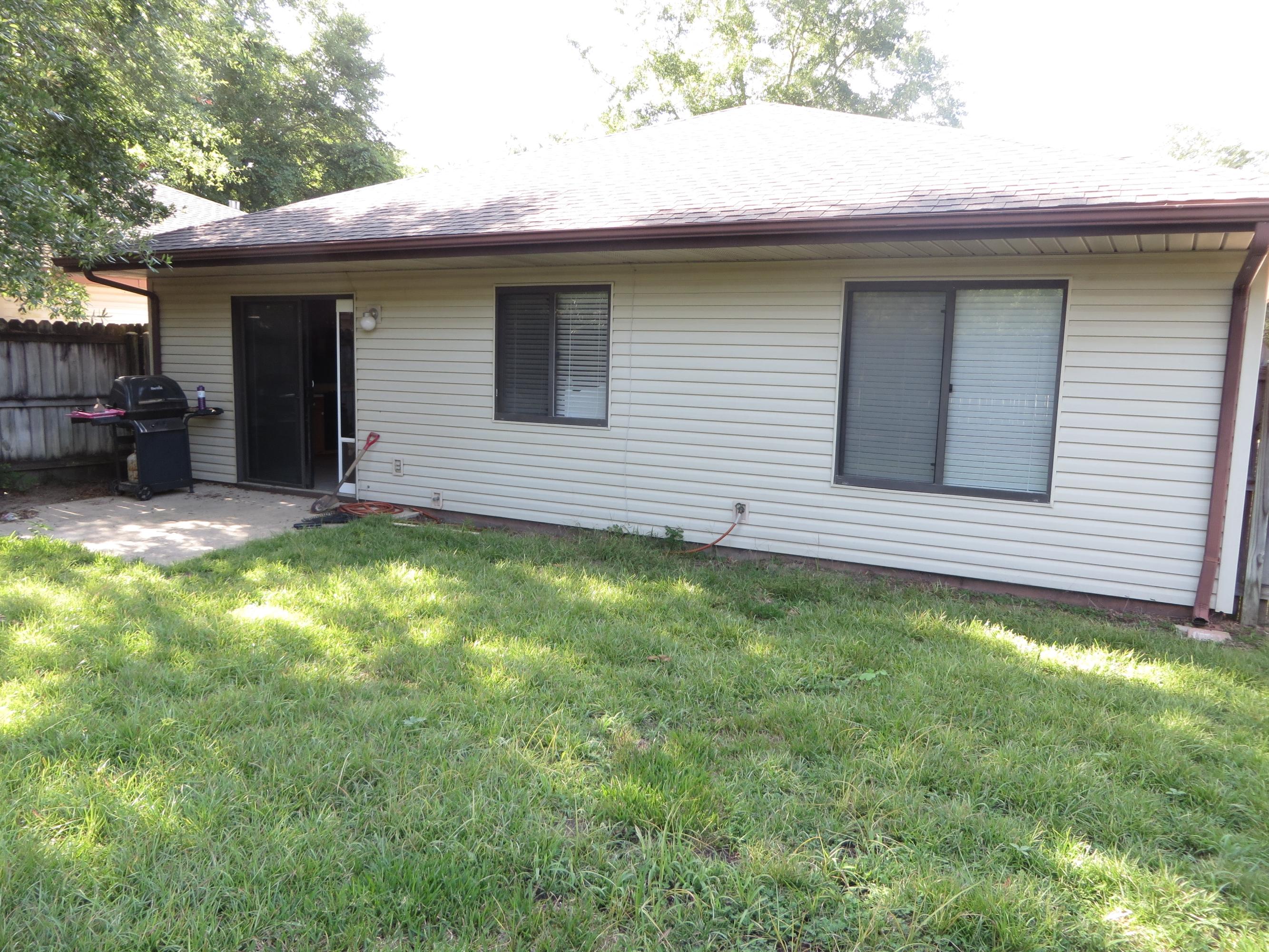 CEDAR RIDGE PH 11B - Residential Lease