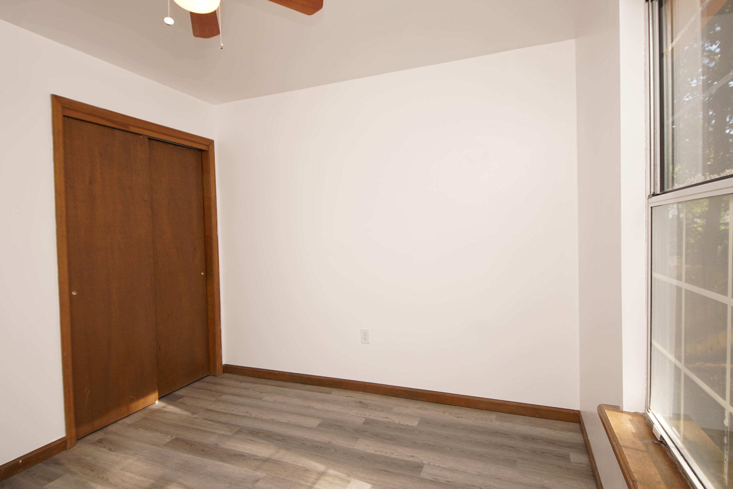 Valparaiso Pinecrest 6 - Residential Lease