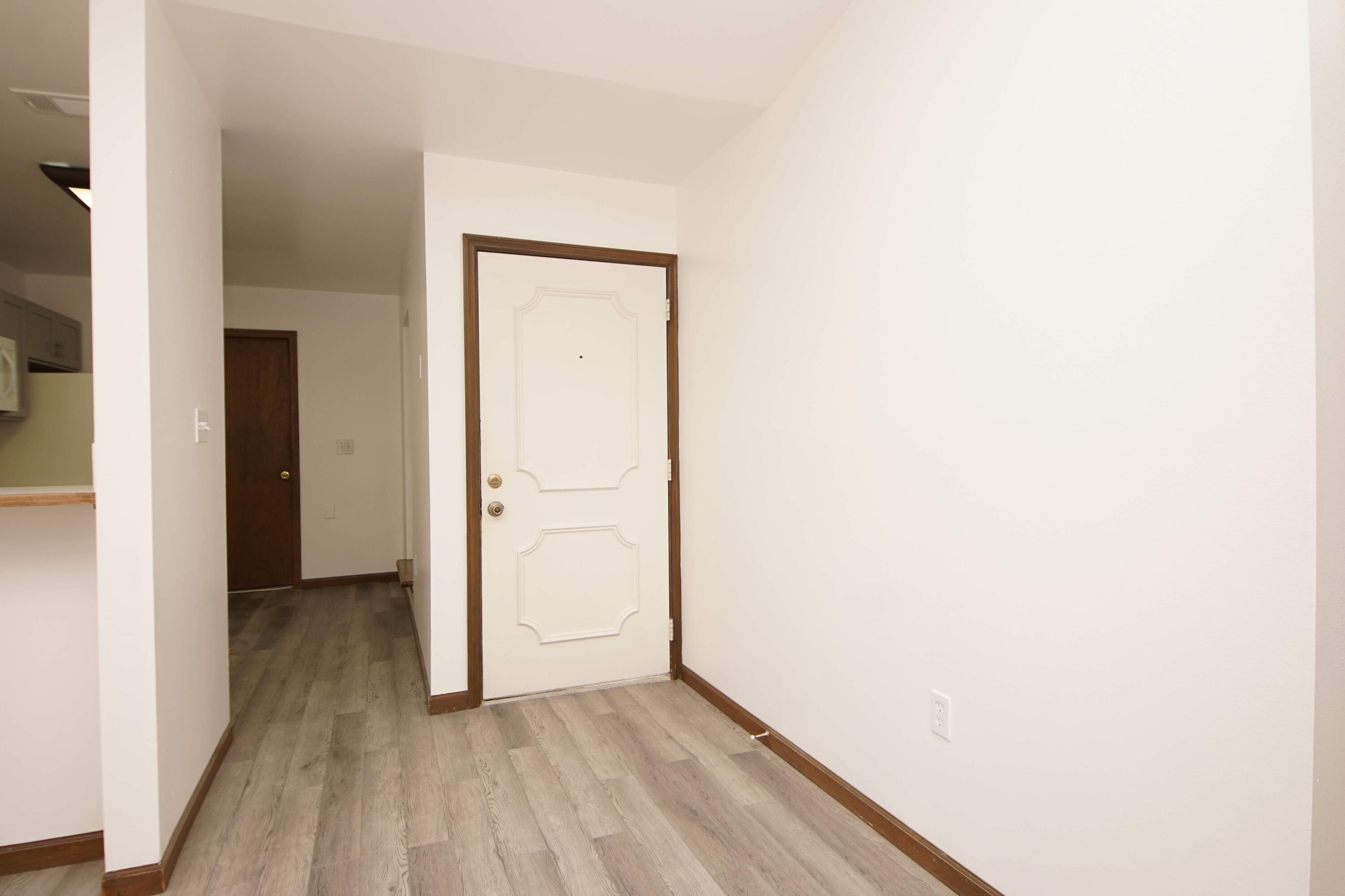 Valparaiso Pinecrest 6 - Residential Lease