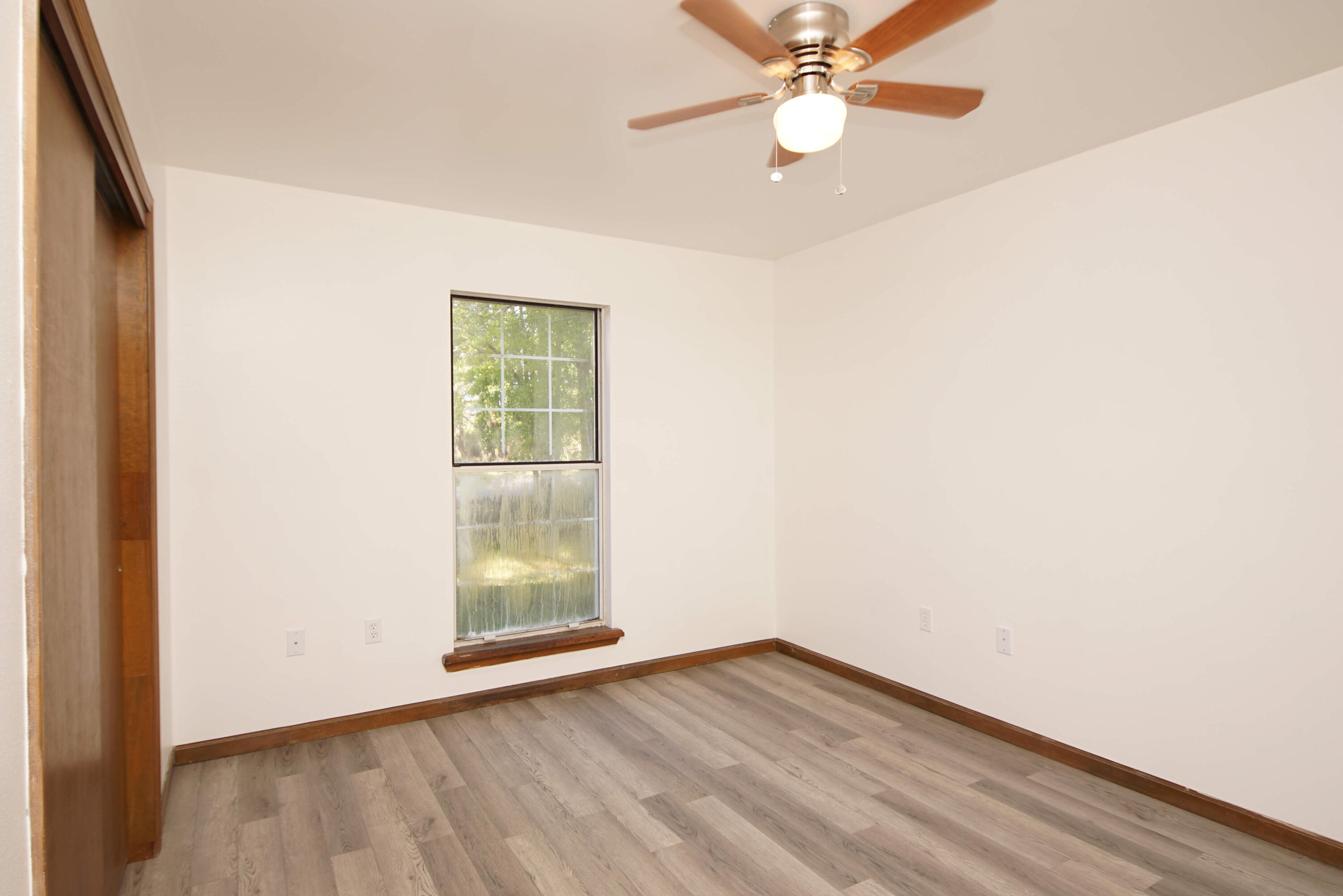 Valparaiso Pinecrest 6 - Residential Lease