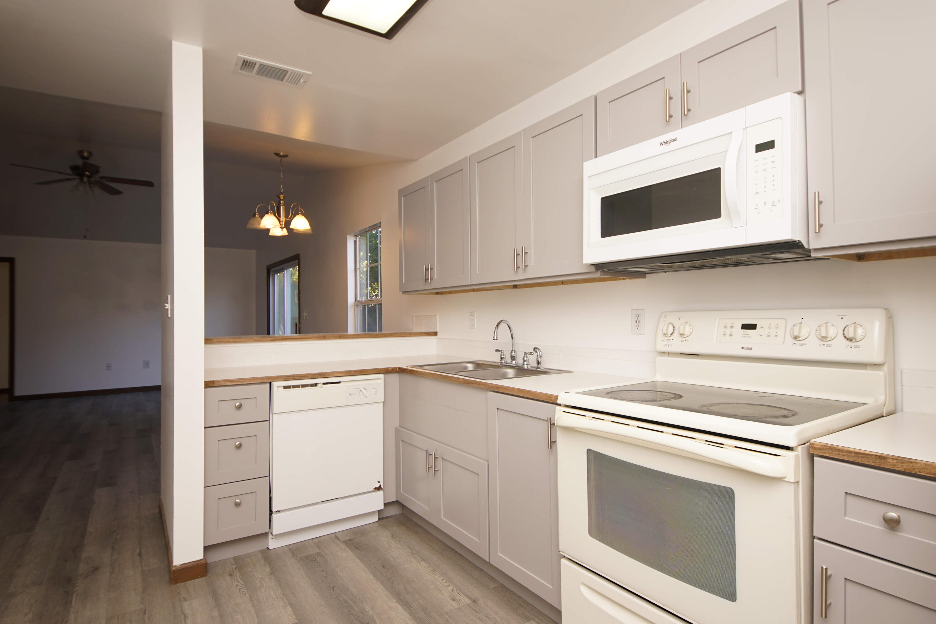 Valparaiso Pinecrest 6 - Residential Lease