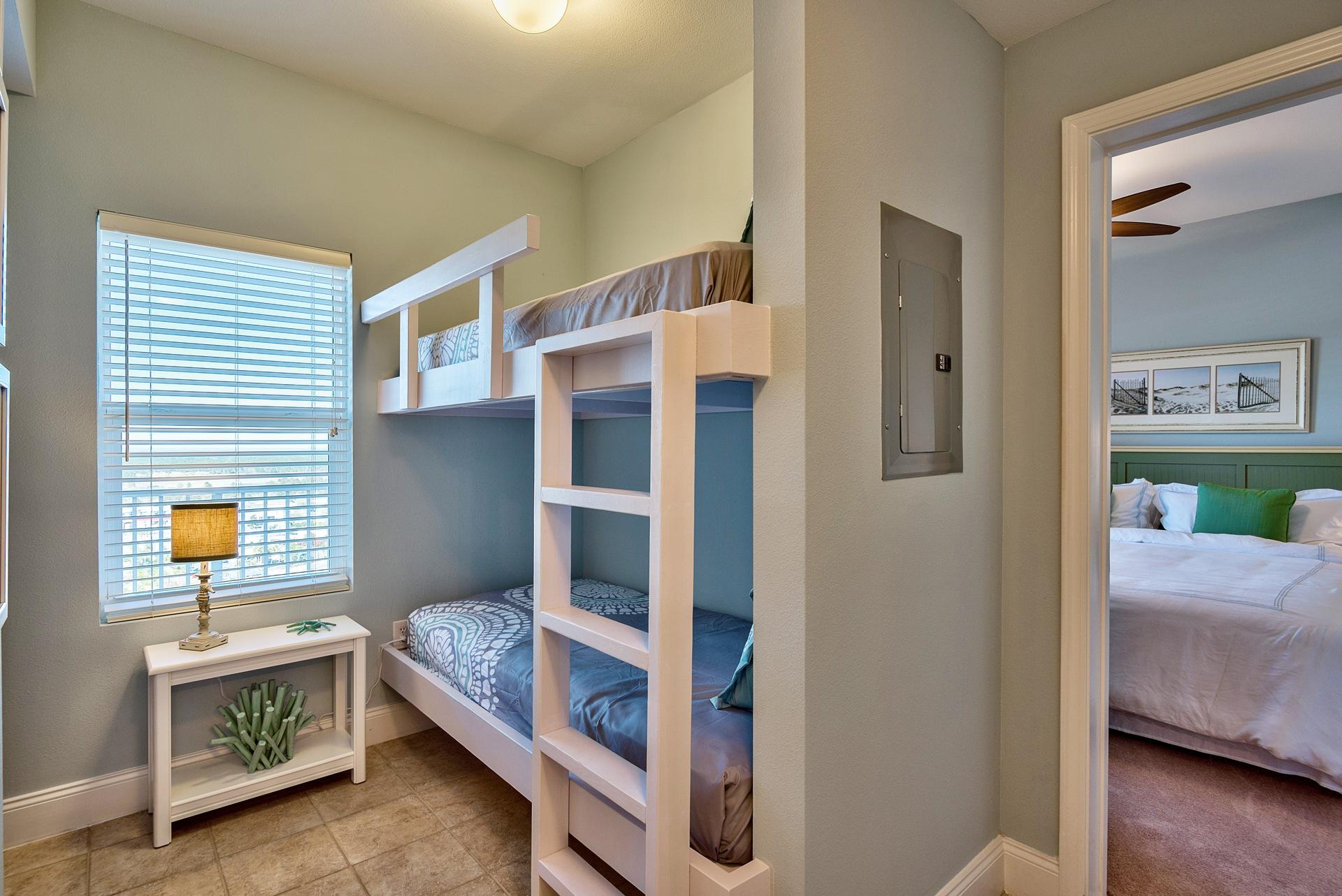 Laketown Wharf - Residential