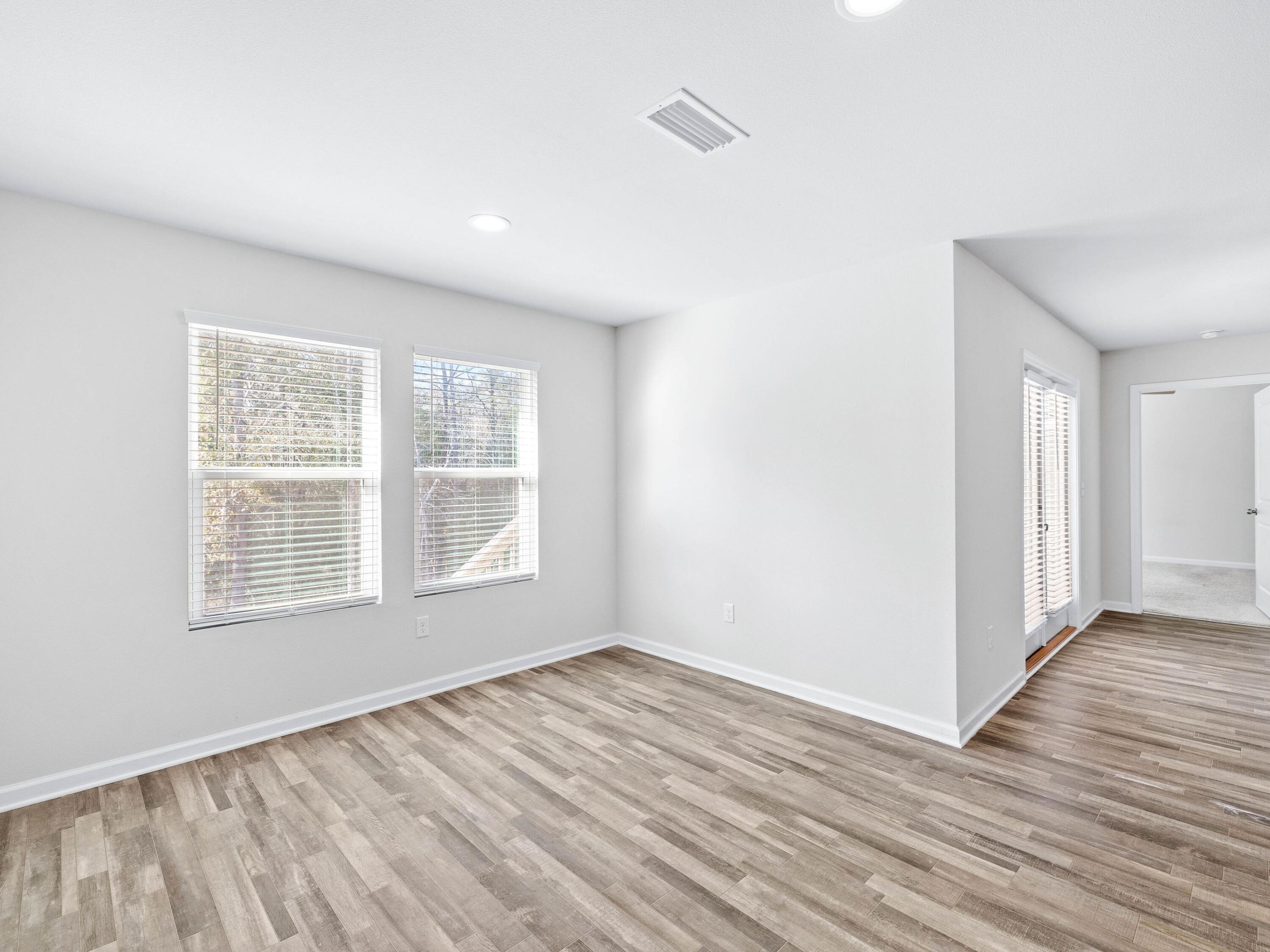 CROSS CREEK ESTATES - Residential