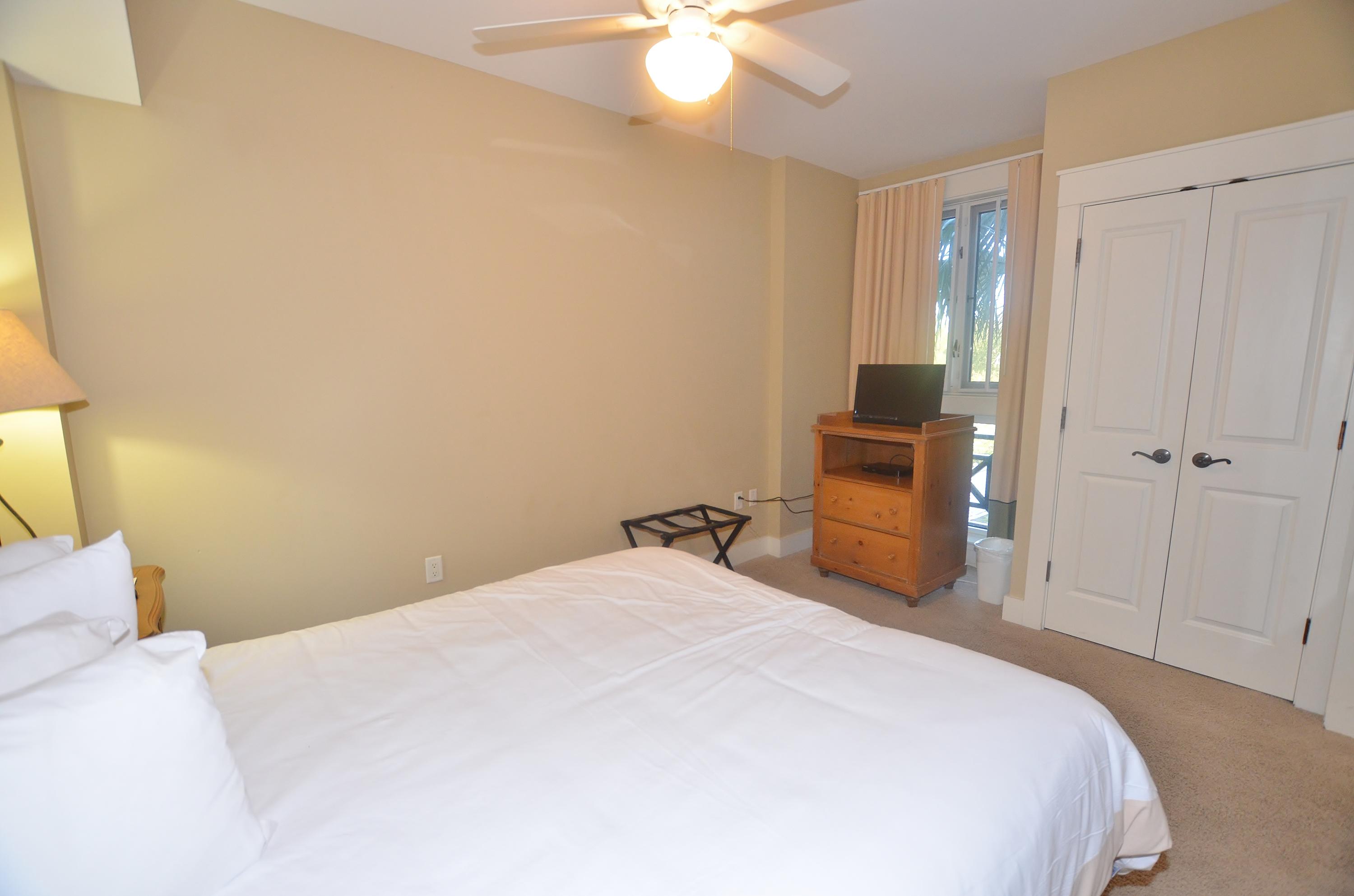 PILOT HOUSE - Residential Lease