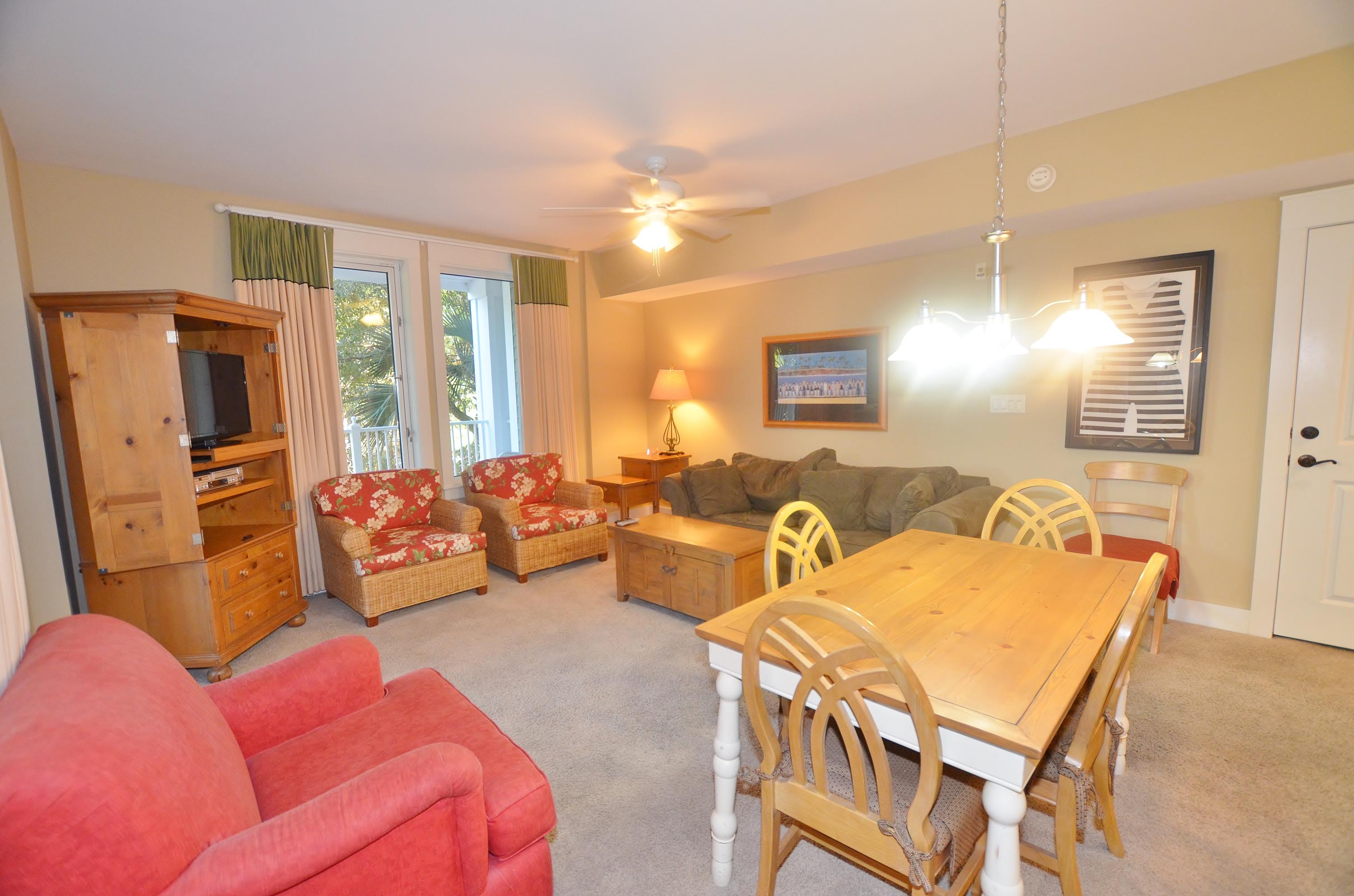 PILOT HOUSE - Residential Lease